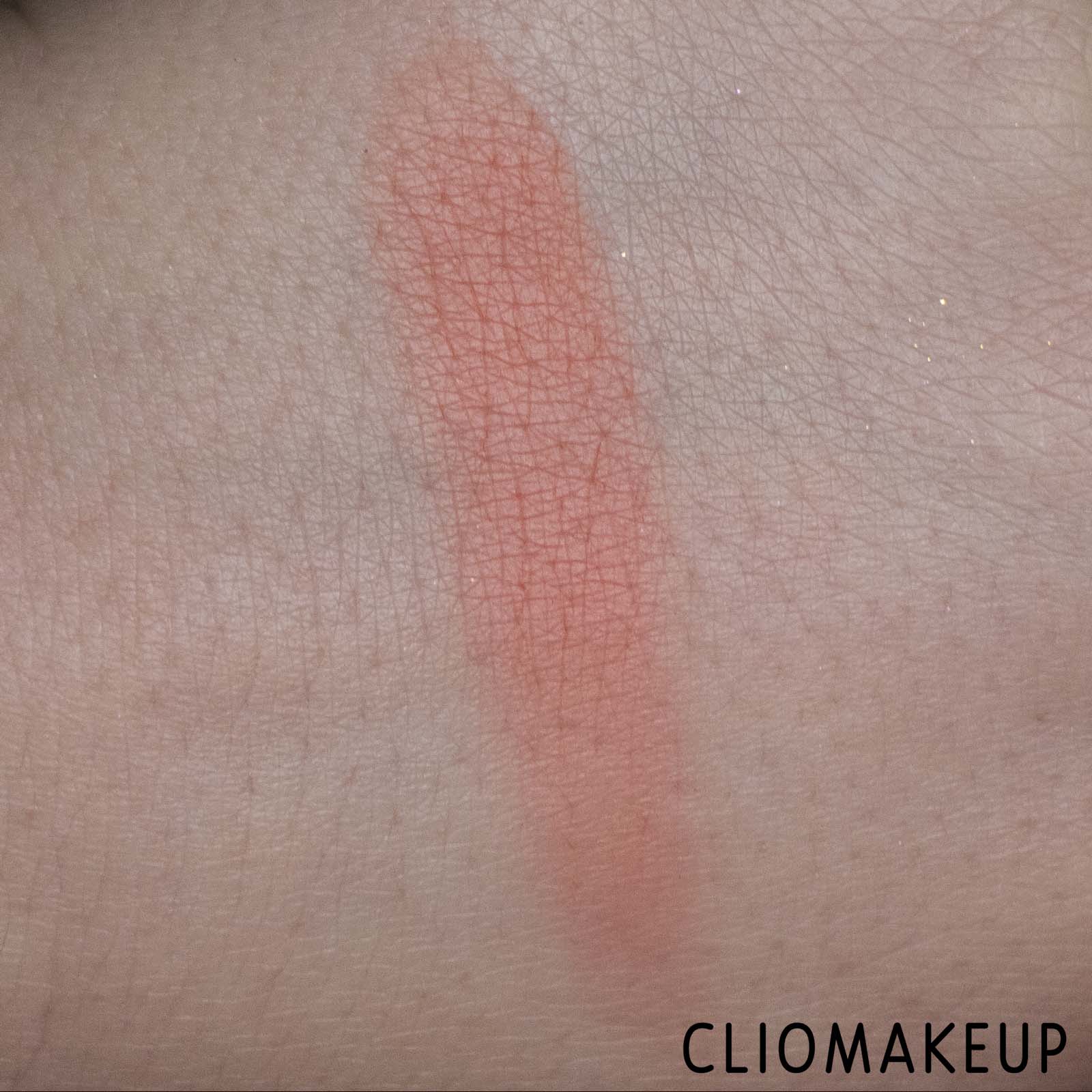 cliomakeup-recensione-blush-Patrick-Ta-Major-Beauty-Headlines-Double-Take-Cream-E-Powder-Blush-6