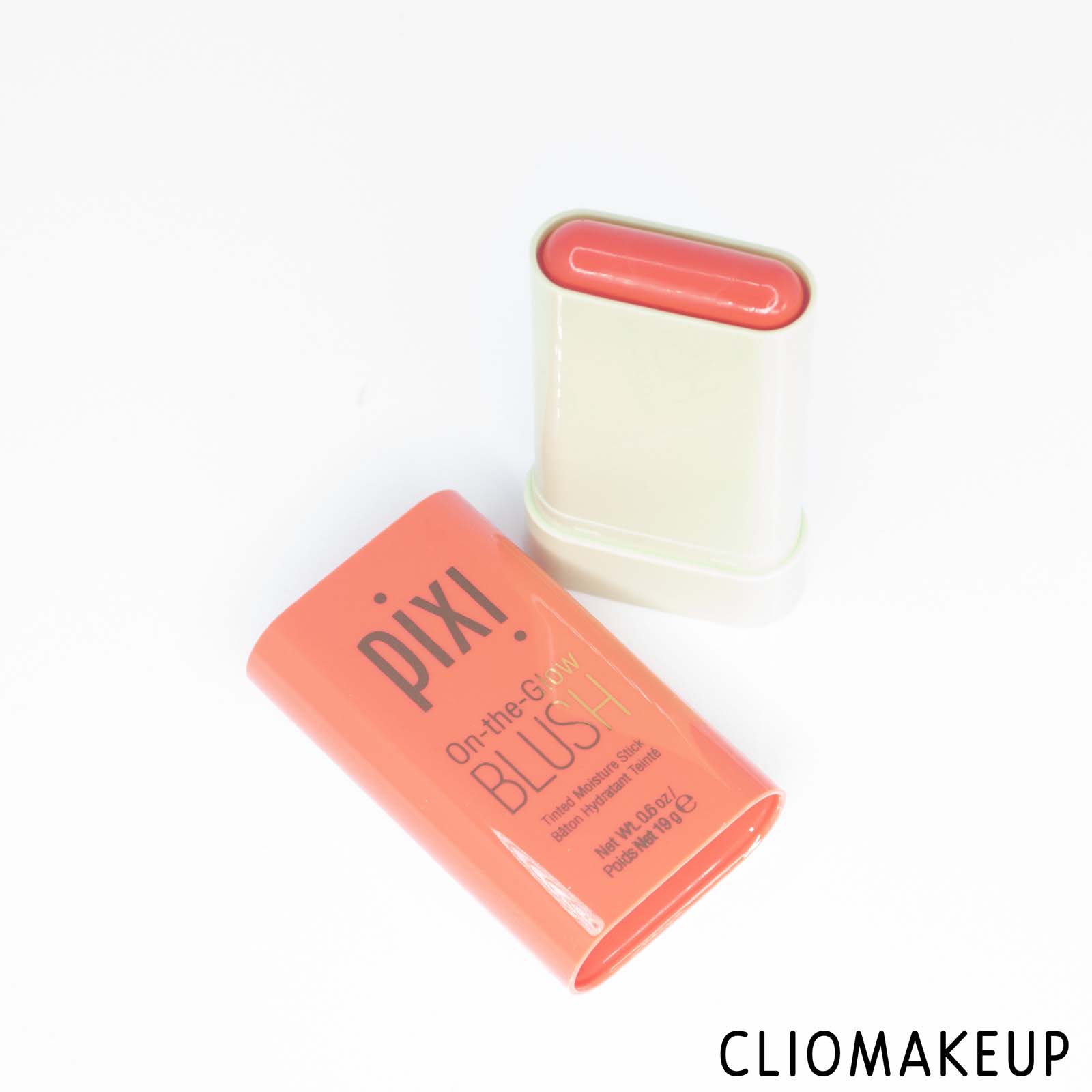 cliomakeup-recensione-blush-pixi-on-the-glow-blush-tinted-moisture-stick-5