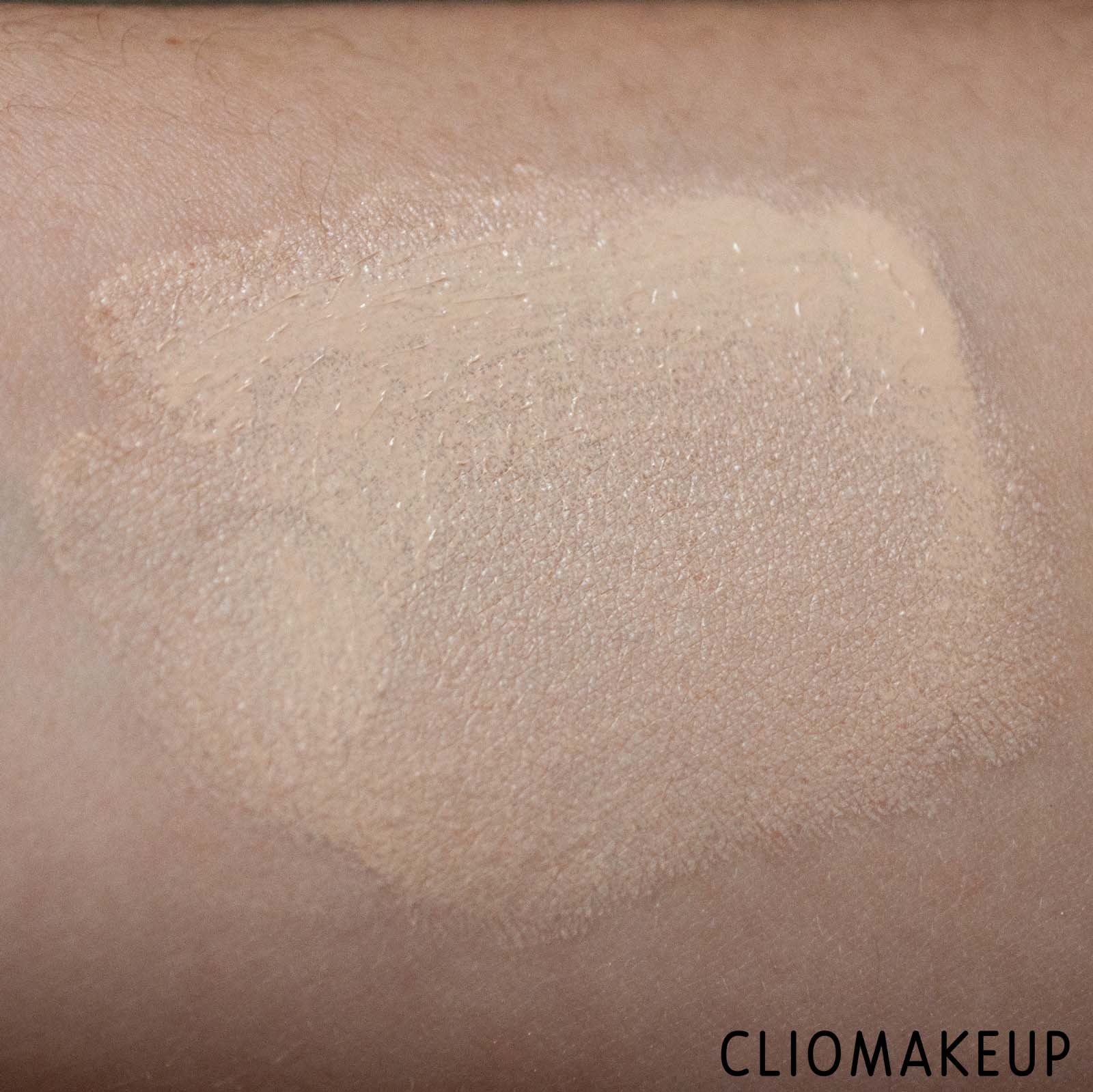 cliomakeup-recensione-fondotinta-urban-decay-stay-naked-hydro-maniac-tinted-glow-hydrator-6