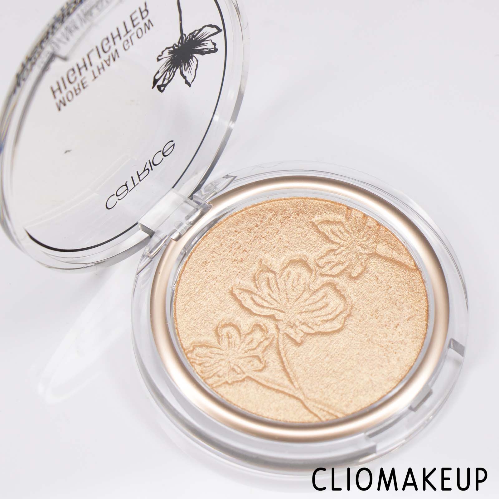 cliomakeup-recensione-illuminante-Catrice-More-Than-Glow-Highlighter-4