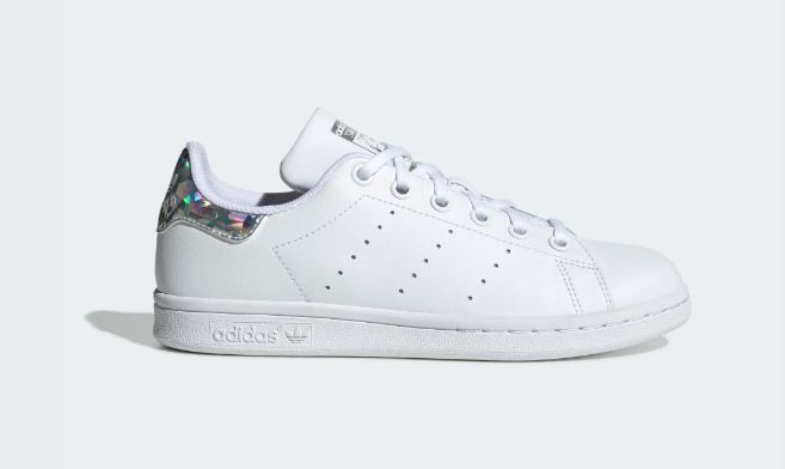 Cliomakeup-sneakesr-bianche-primavera-2021-adidas-Stan-Smith-J