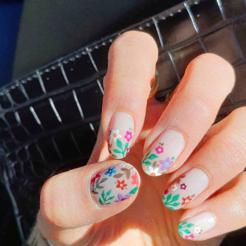 cliomakeup-flower-nails-2021-teamclio-15