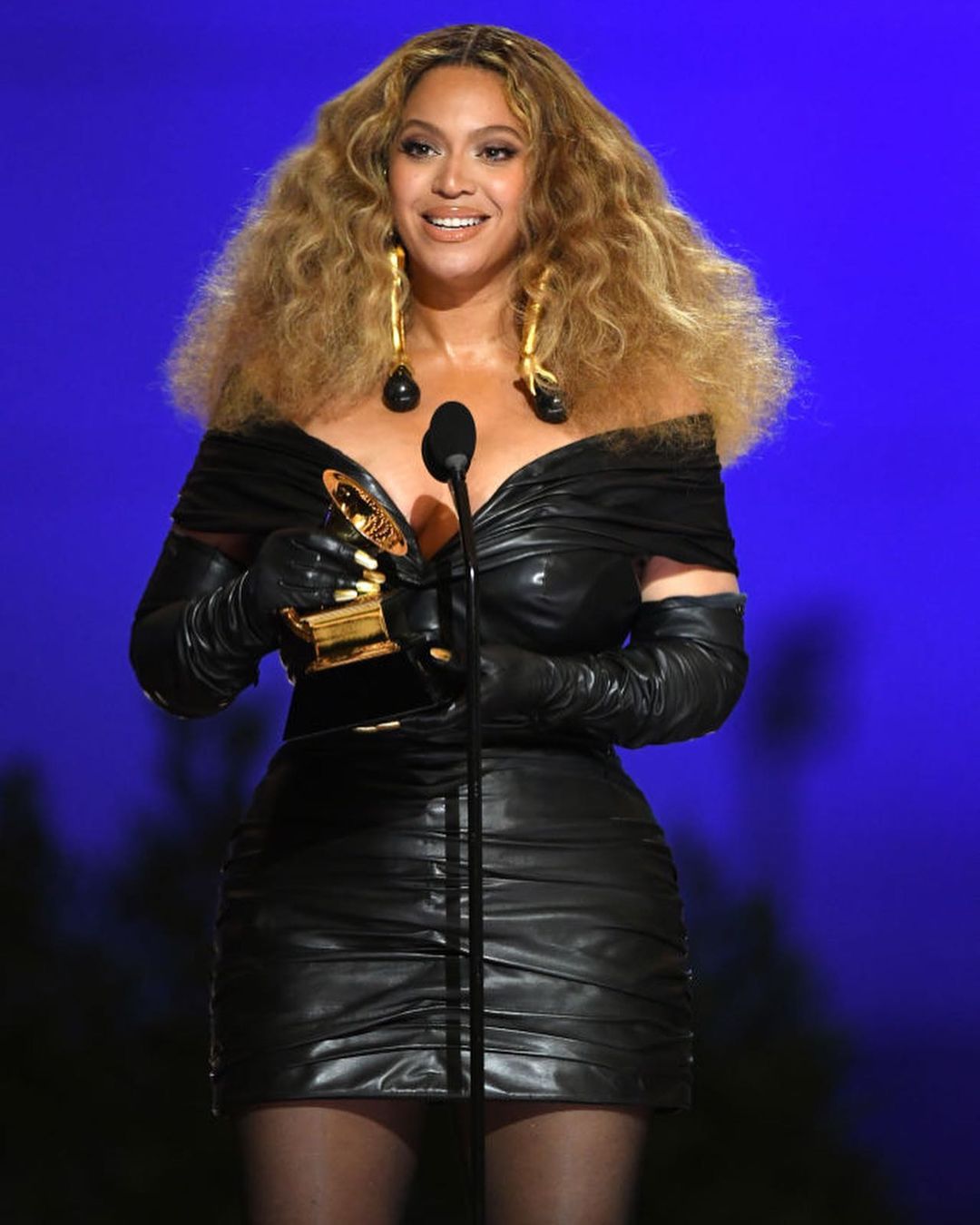 cliomakeup-grammy-2021-look-7-beyonc e