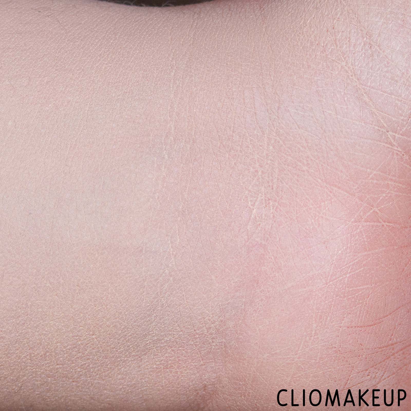 cliomakeup-recensione-cc-cream-revolution-pro-cc-cream-perfecting-foundation-spf-30-8