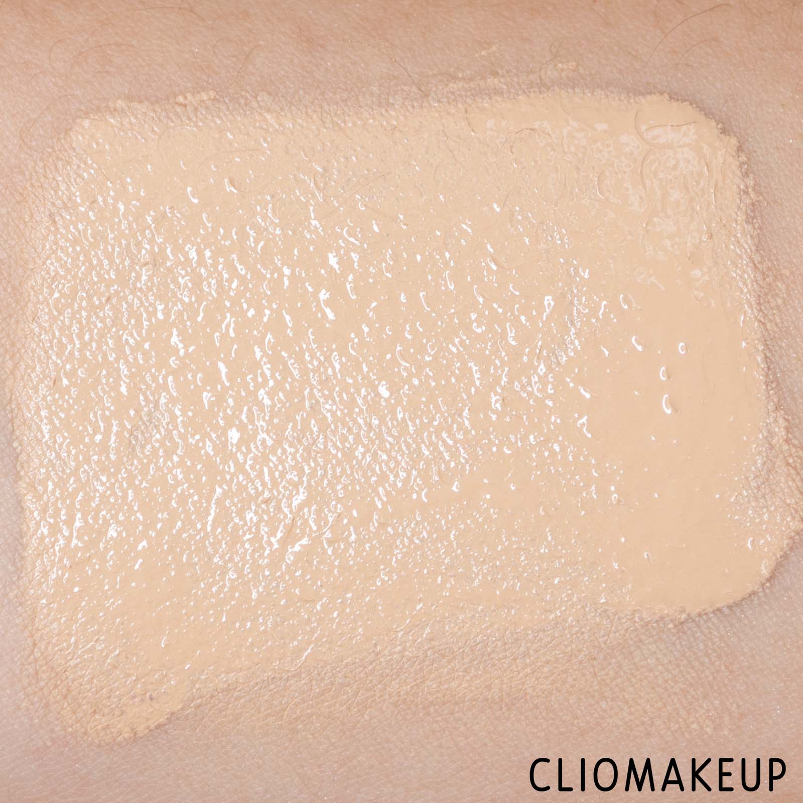 cliomakeup-recensione-fondotinta-clinique-even-better-clinical-serum-foundation-spf-20-9