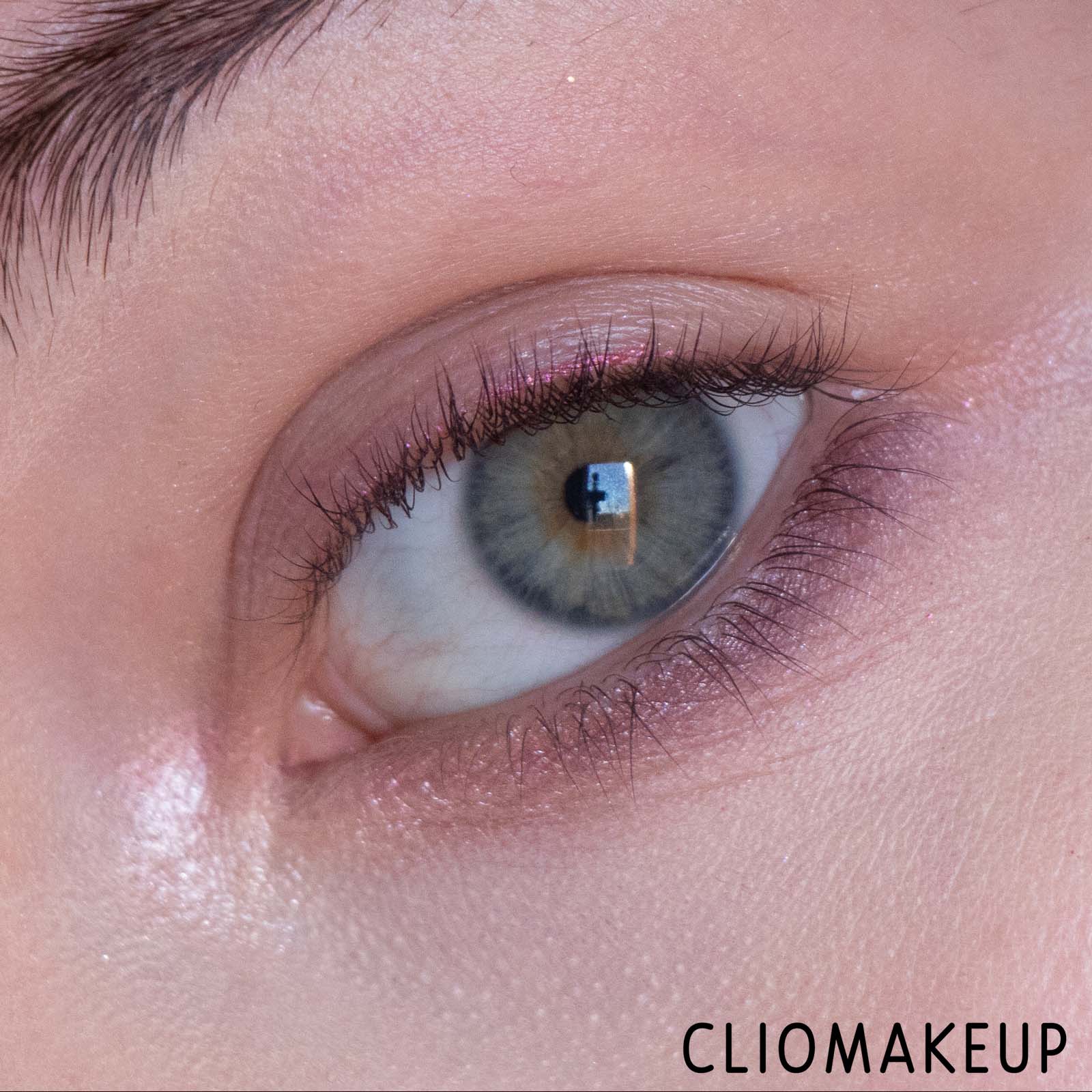 cliomakeup-recensione-mascara-Catrice-Eyeconista-High-Volume-High-Care-Mascara-8