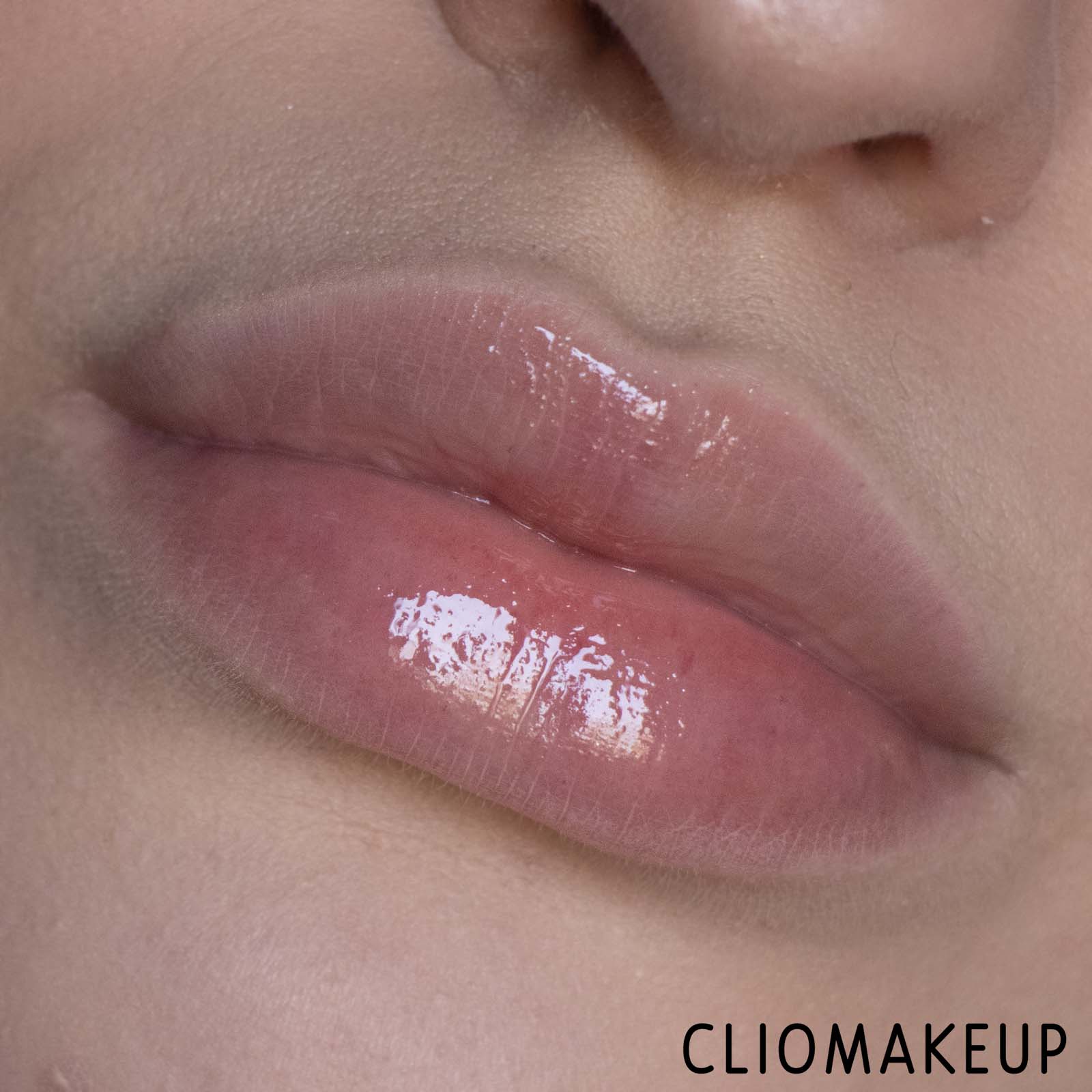 cliomakeup-recensione-olio-labbra-Kiko-Ray-Of-Love-Nourishing-Lip-Oil-10