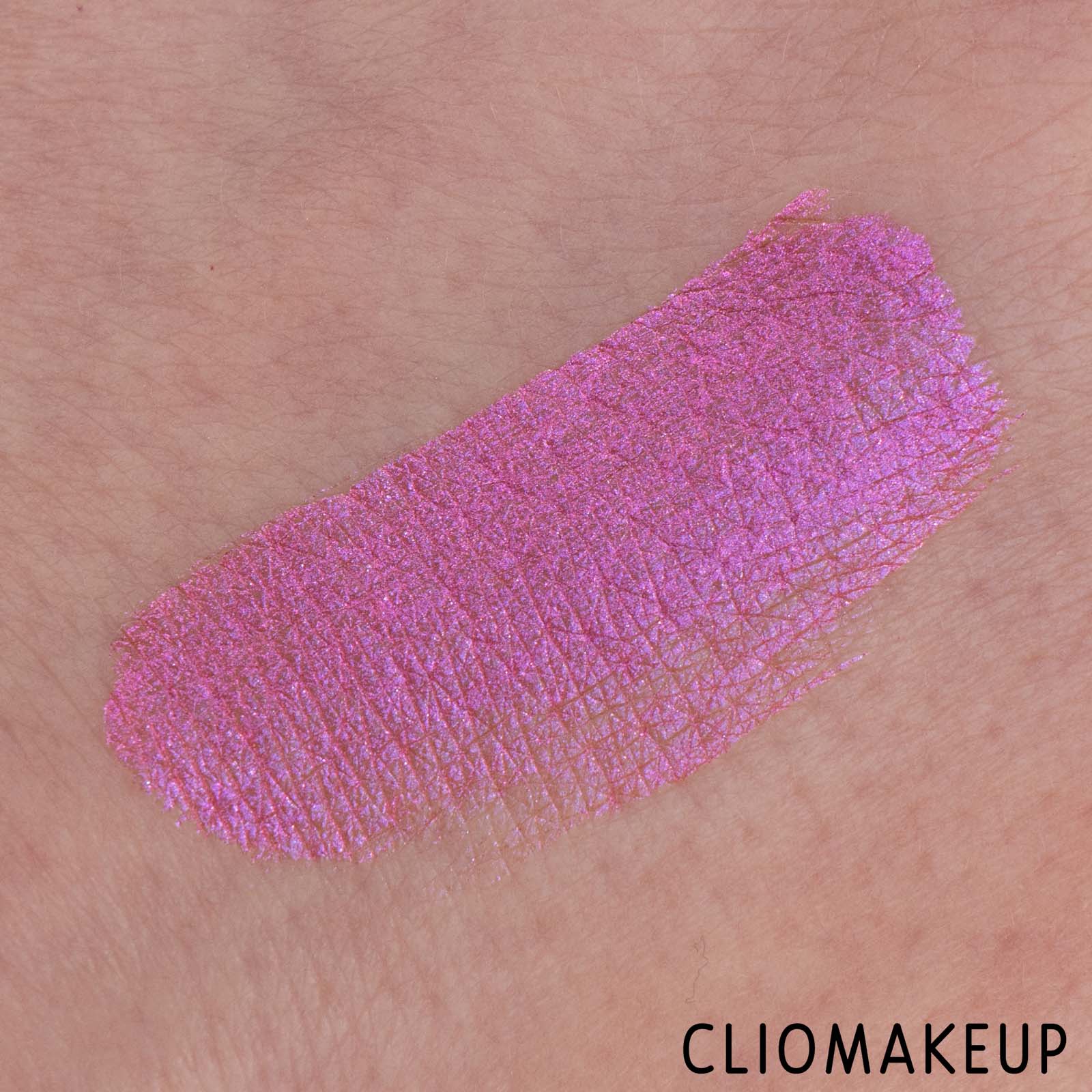 cliomakeup-recensione-ombretto-liquido-By-Beauty-Bay-New-Romantic-Liquid-Crystal-Eyeshadow-7