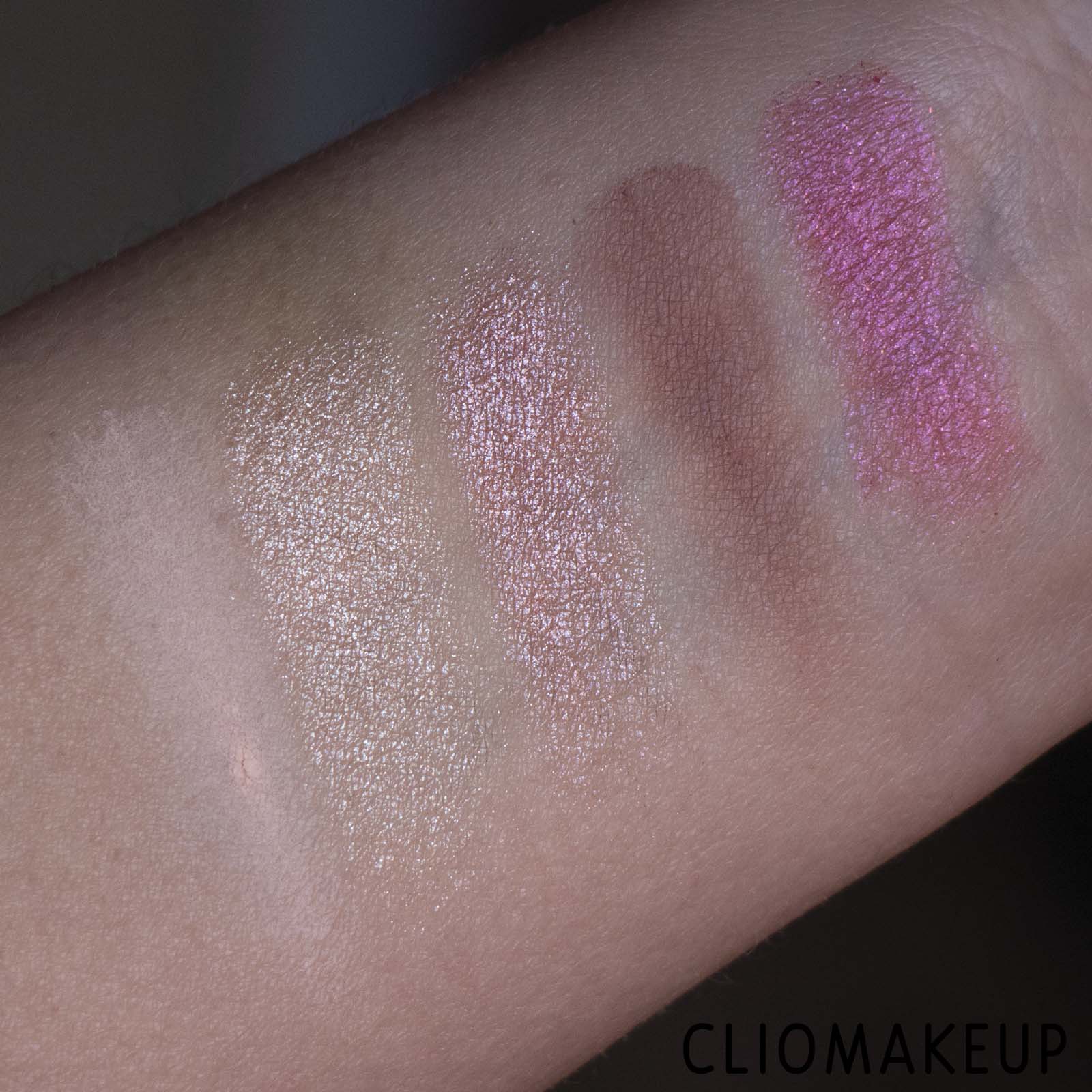 cliomakeup-recensione-palette-Essence-Daily-Dose-Of-Love-Eyeshadow-Palette-6