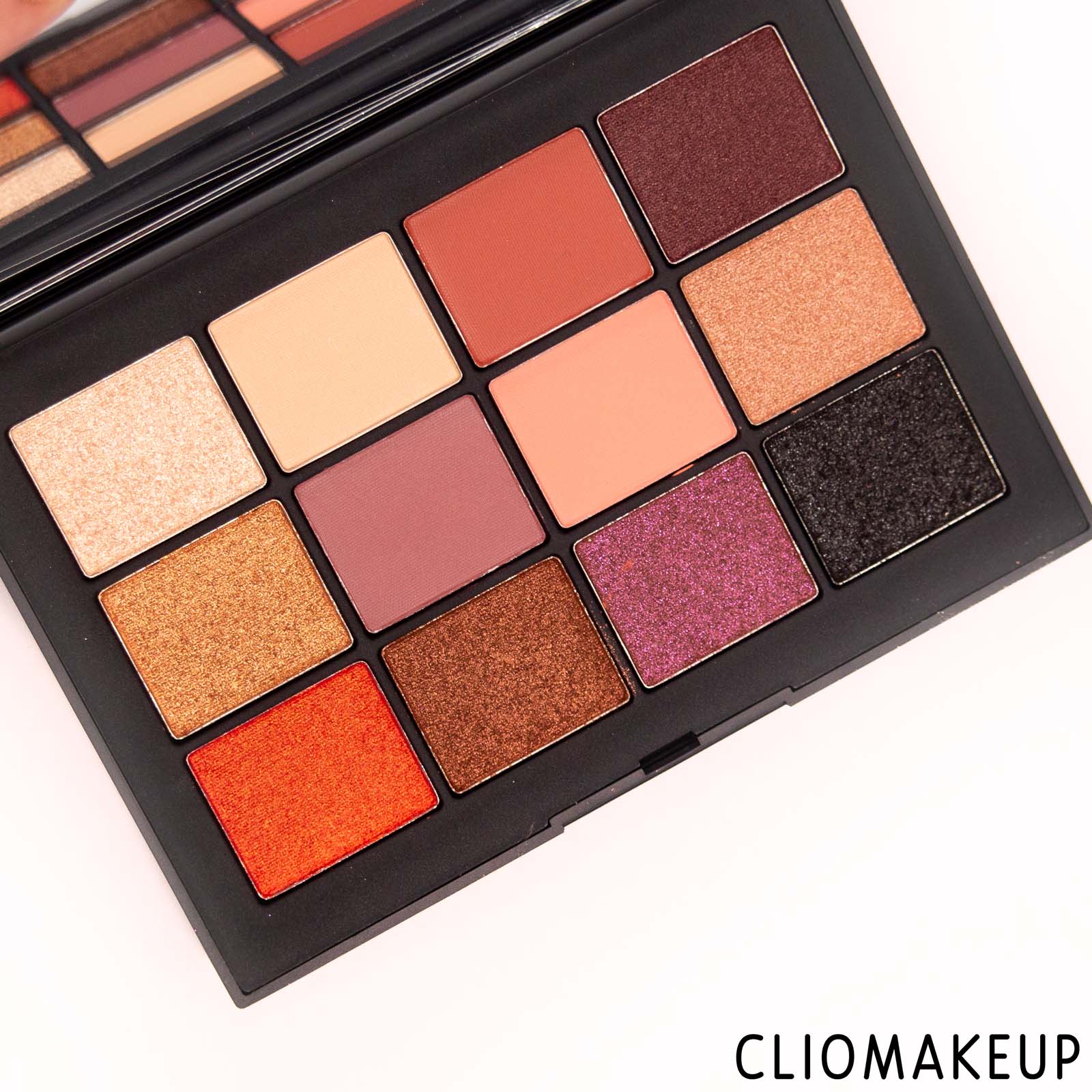 cliomakeup-recensione-palette-nars-extreme-effects-eyeshadow-palette-5