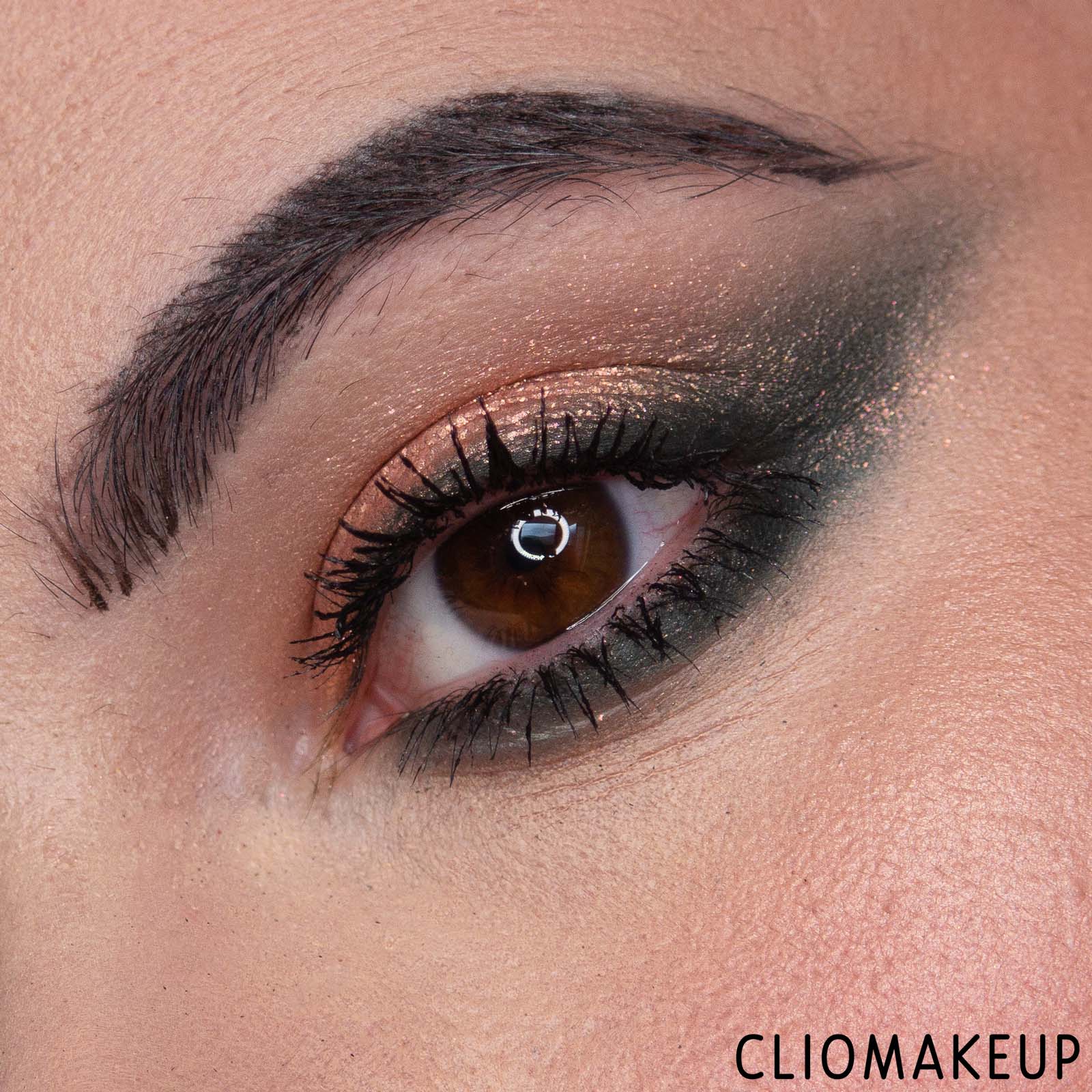 cliomakeup-recensione-palette-revolution-pro-ultimate-eye-look-palette-so-jaded-15