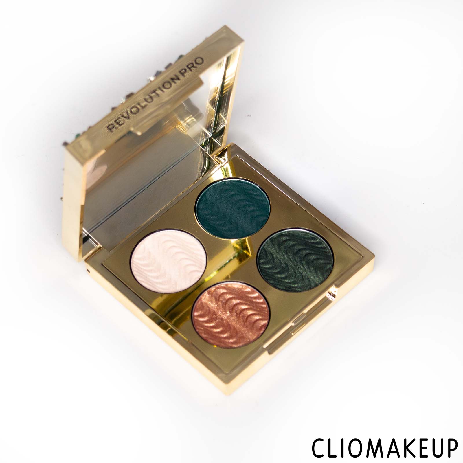 cliomakeup-recensione-palette-revolution-pro-ultimate-eye-look-palette-so-jaded-4