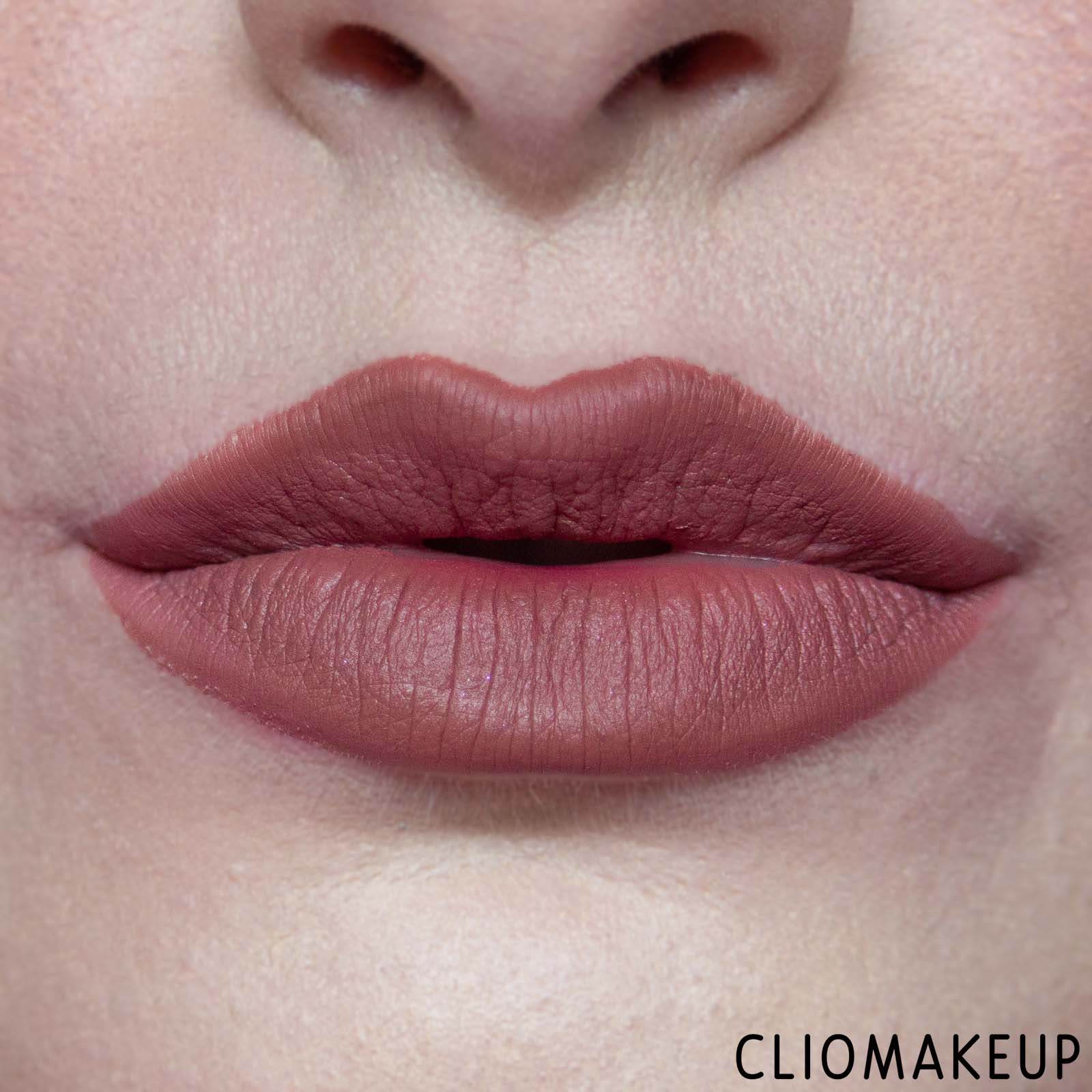 cliomakeup-recensione-rossetto-kiko-mood-boost-you-make-me-matte-lipstick-10