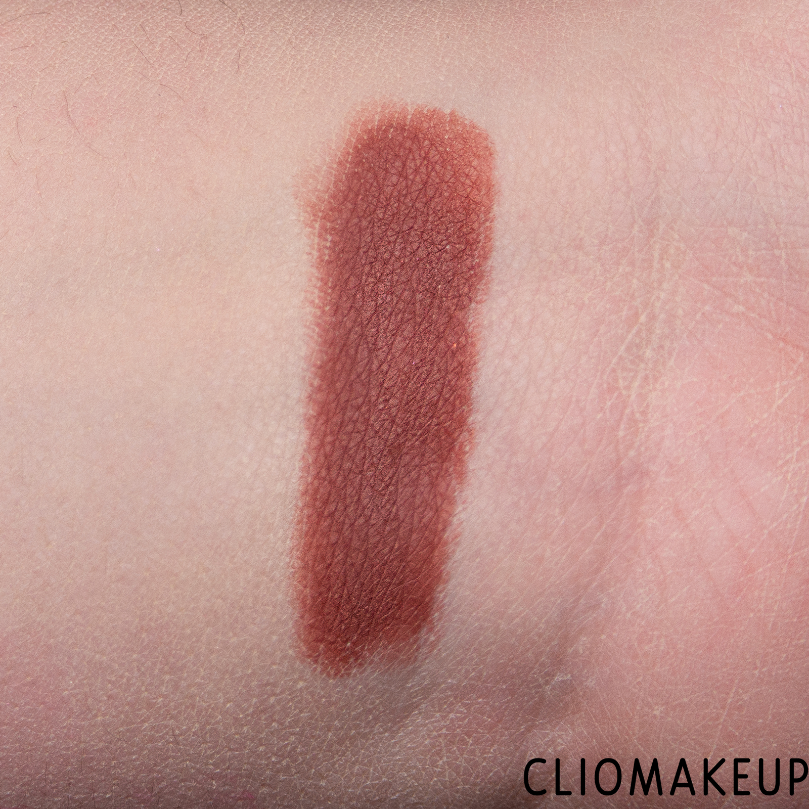 cliomakeup-recensione-rossetto-kiko-mood-boost-you-make-me-matte-lipstick-7