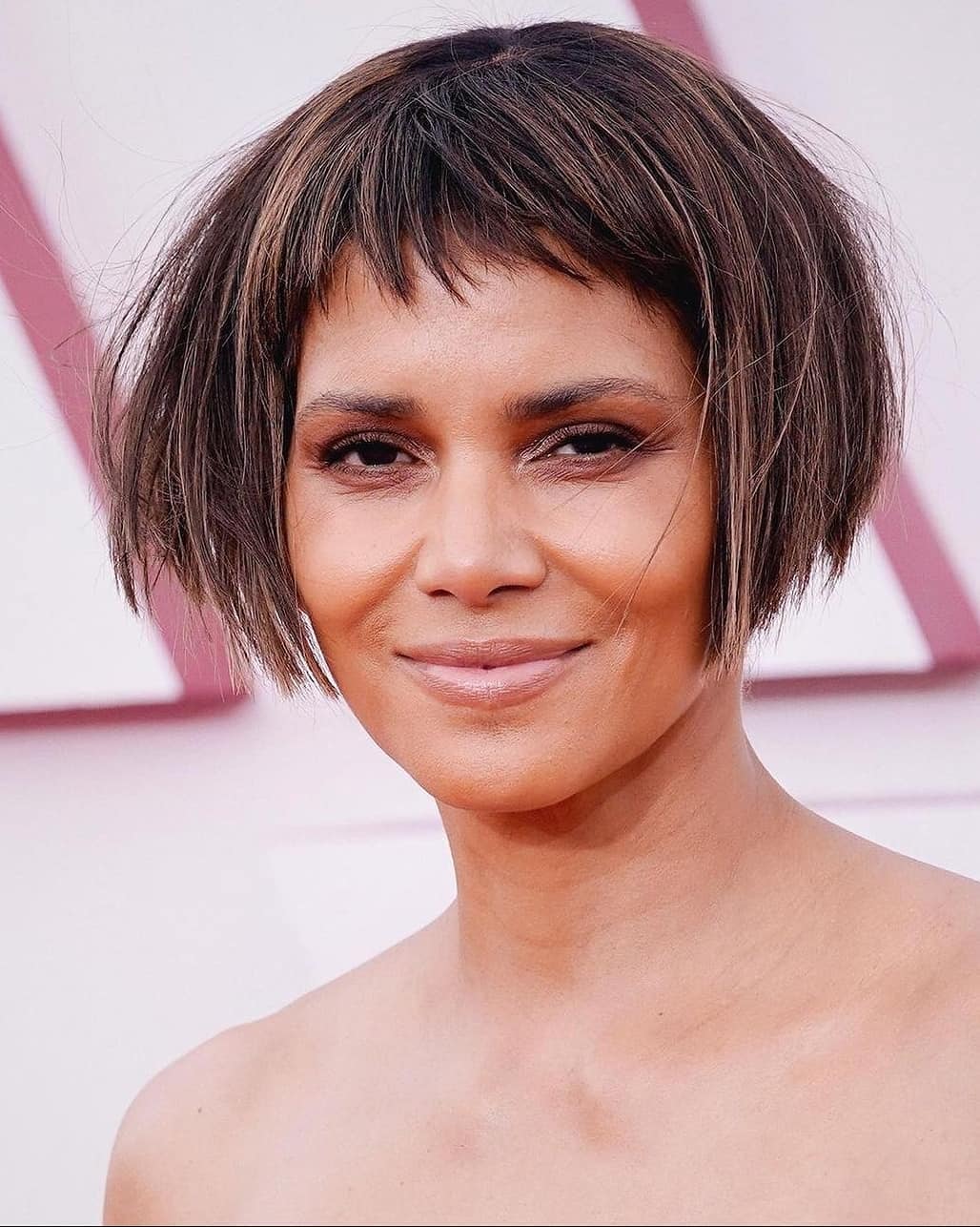 cliomakeup-oscar-2021-8-halle-berry