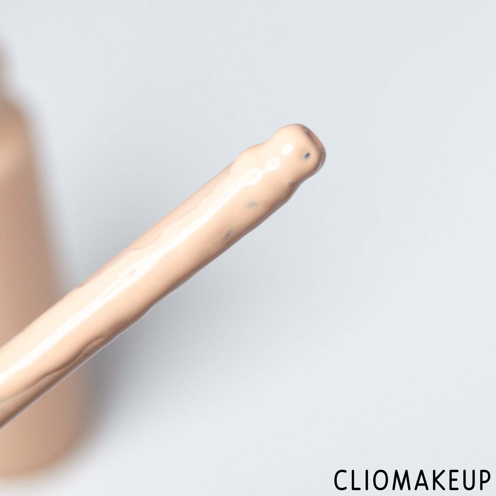 cliomakeup-recensione-fondotinta-revolution-pro-foundation-drops -5