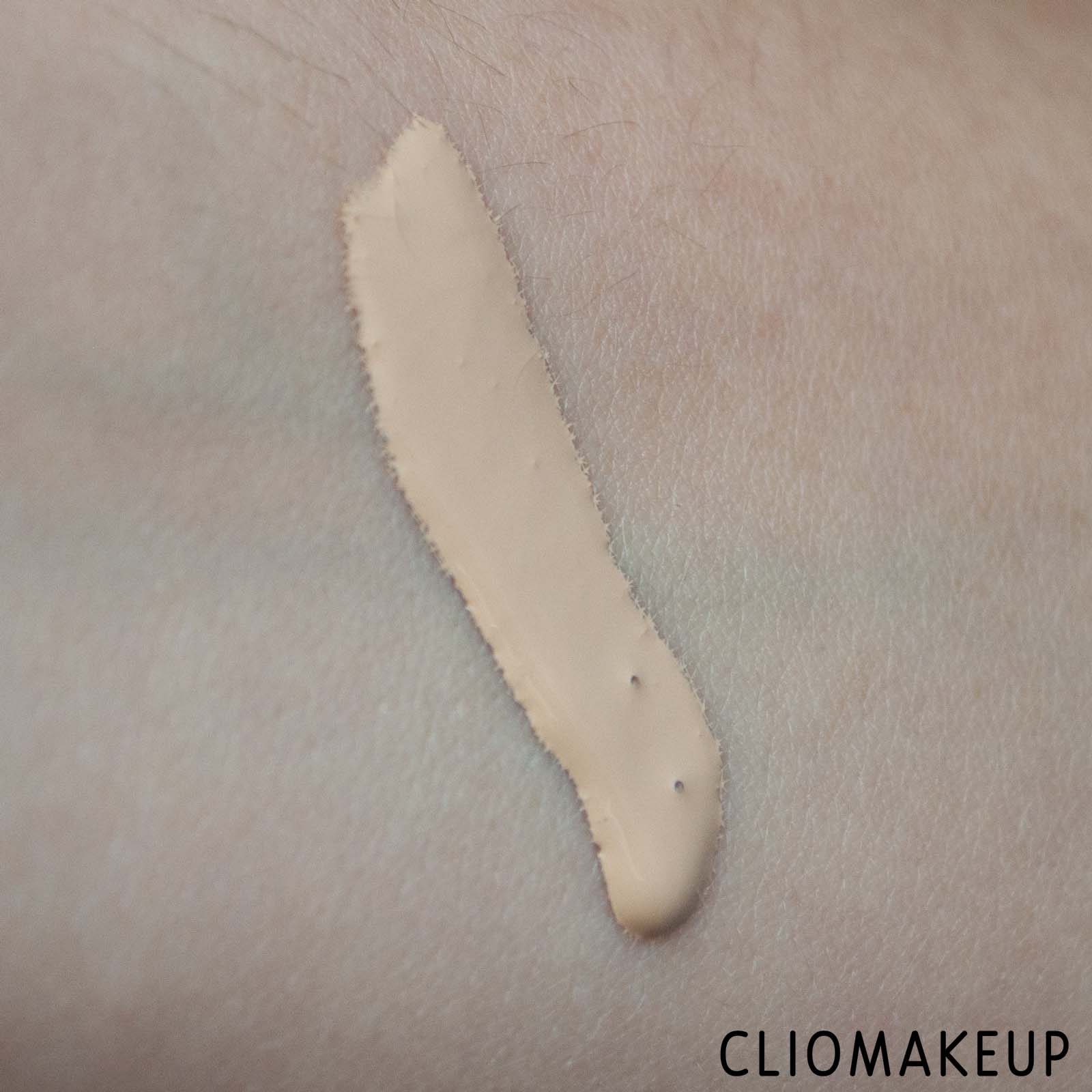 cliomakeup-recensione-fondotinta-shiseido-synchro-skin-glow-luminizing-fluid-foundation-spf-20-6