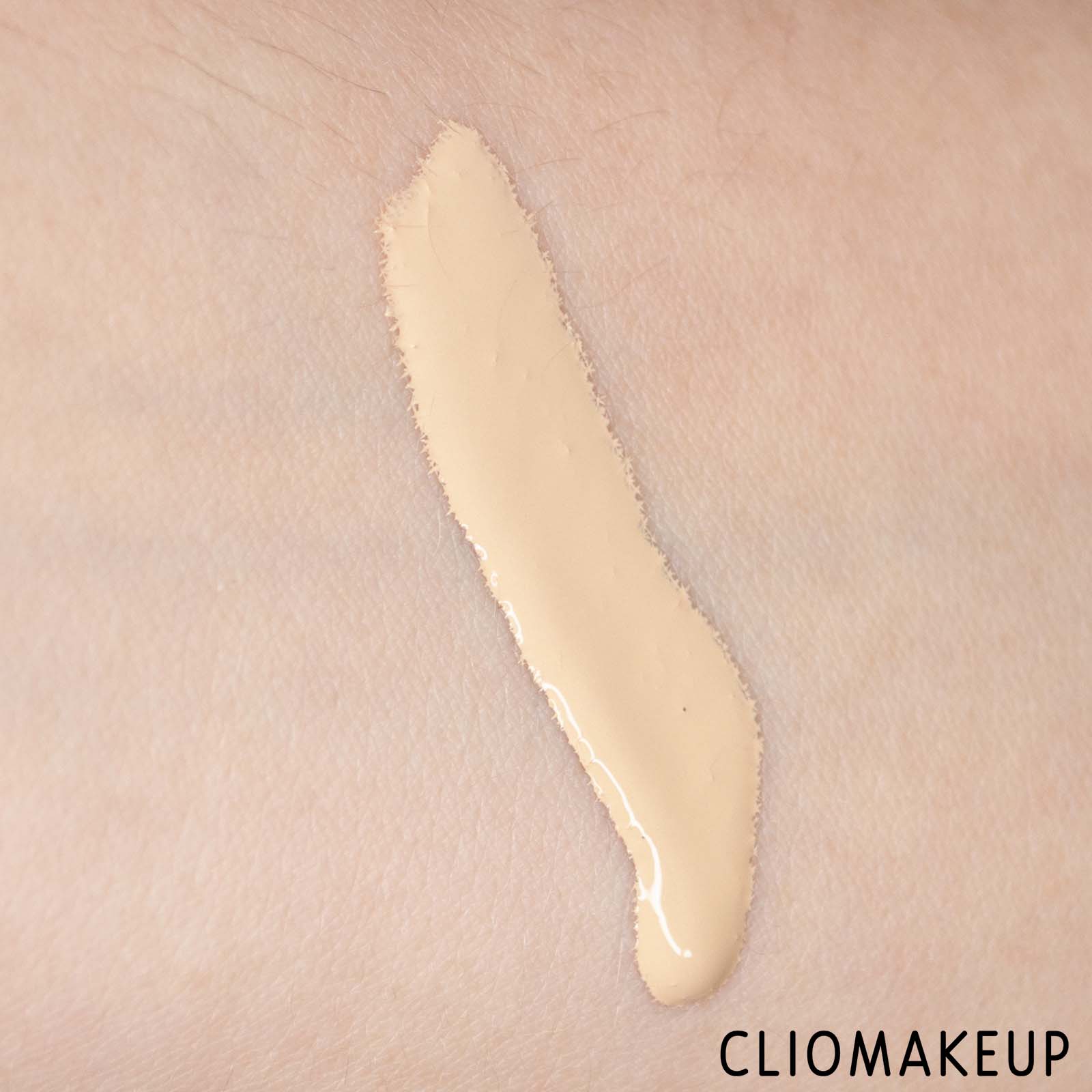 cliomakeup-recensione-fondotinta-shiseido-synchro-skin-glow-luminizing-fluid-foundation-spf-20-7