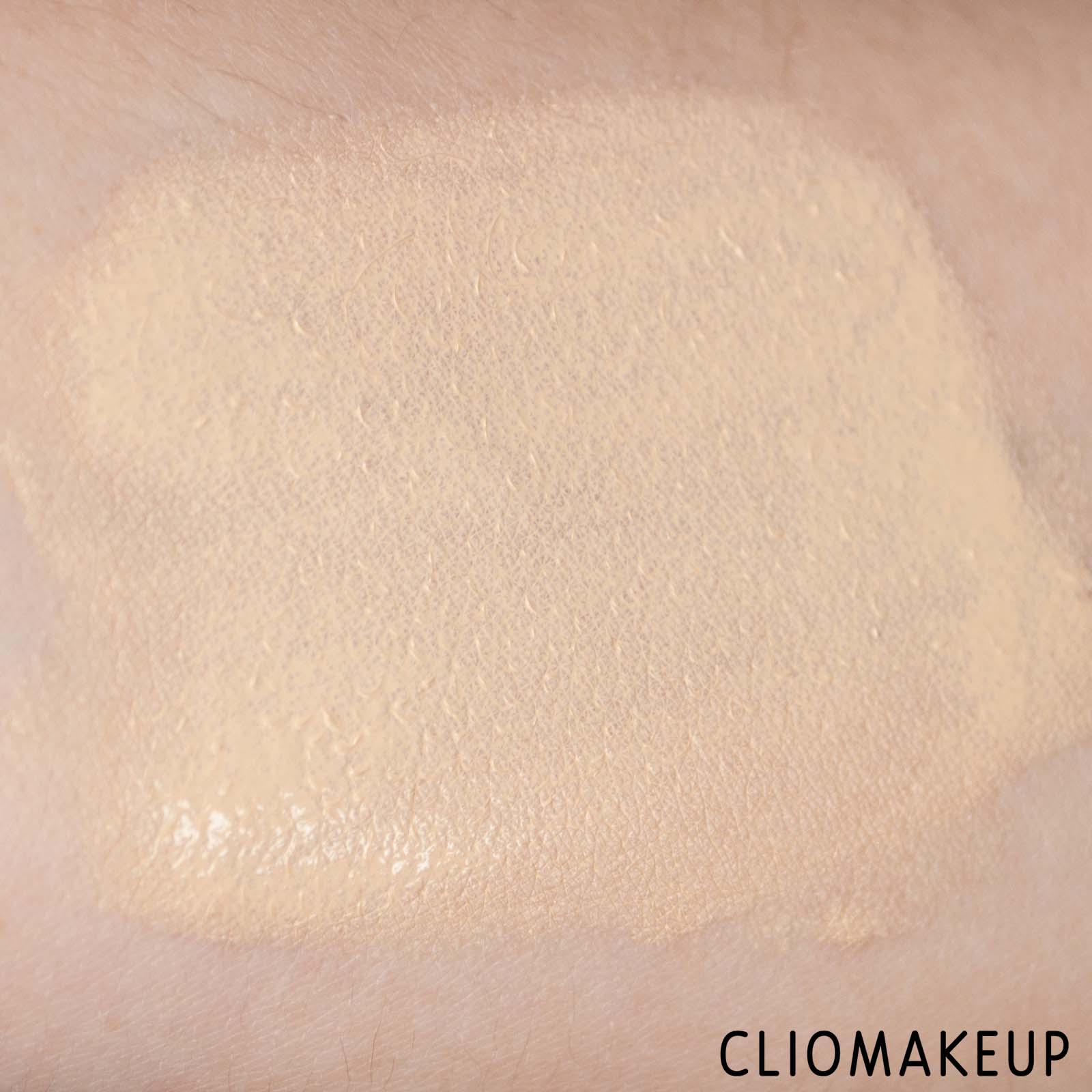 cliomakeup-recensione-fondotinta-shiseido-synchro-skin-glow-luminizing-fluid-foundation-spf-20-9