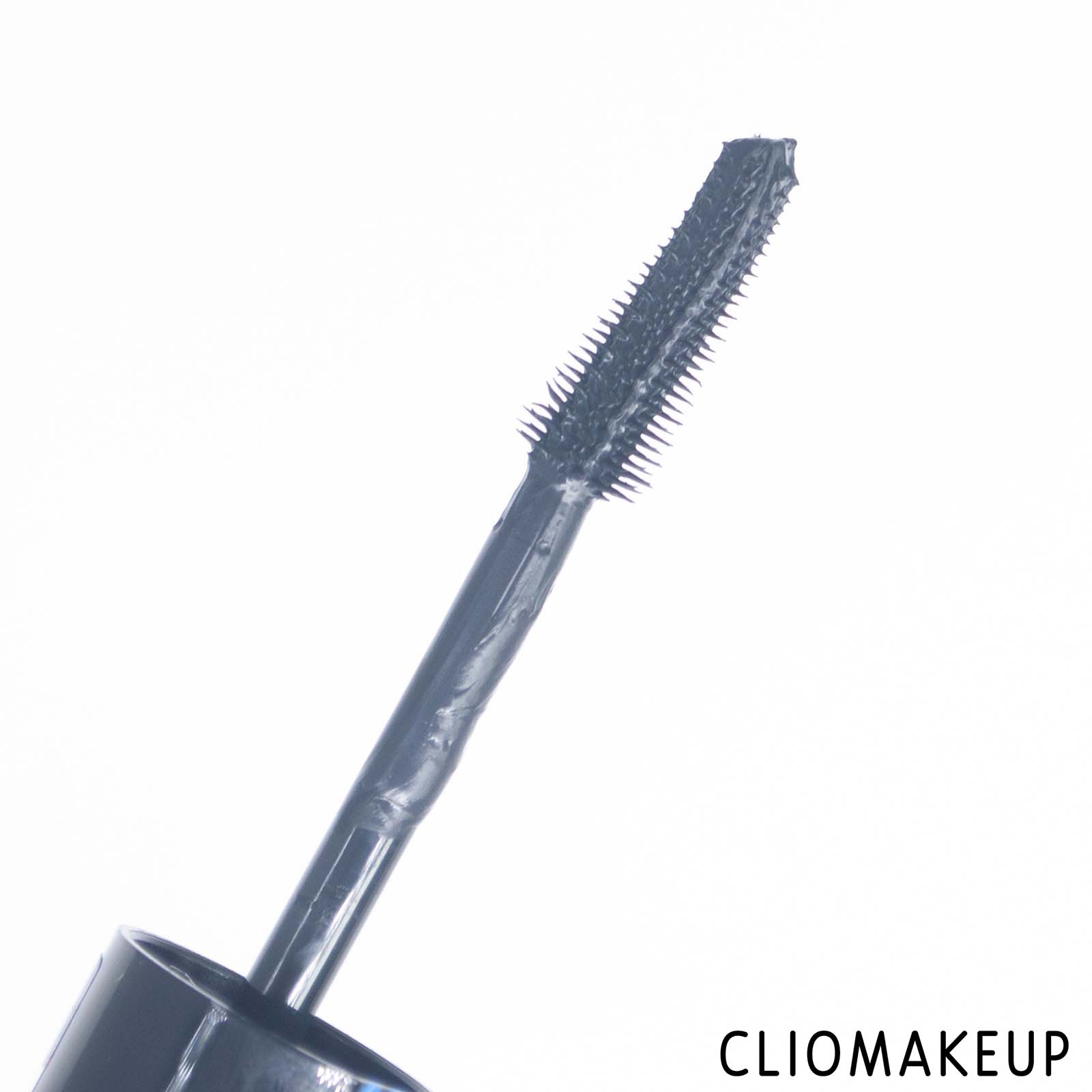 cliomakeup-recensione-mascara-loreal-bambi-oversized-eye-5