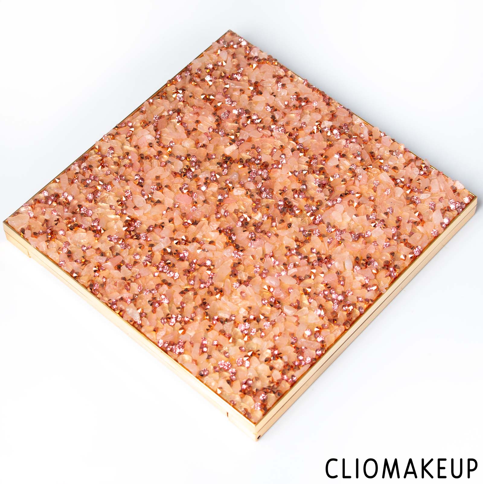 cliomakeup-recensione-palette-revolution-pro-ultimate-crystal-palette-adorned-3