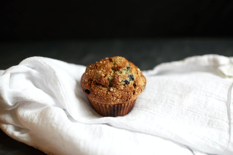 cliomakeup-ricetta-muffin-con-gocce-di-cioccolato-morbidi