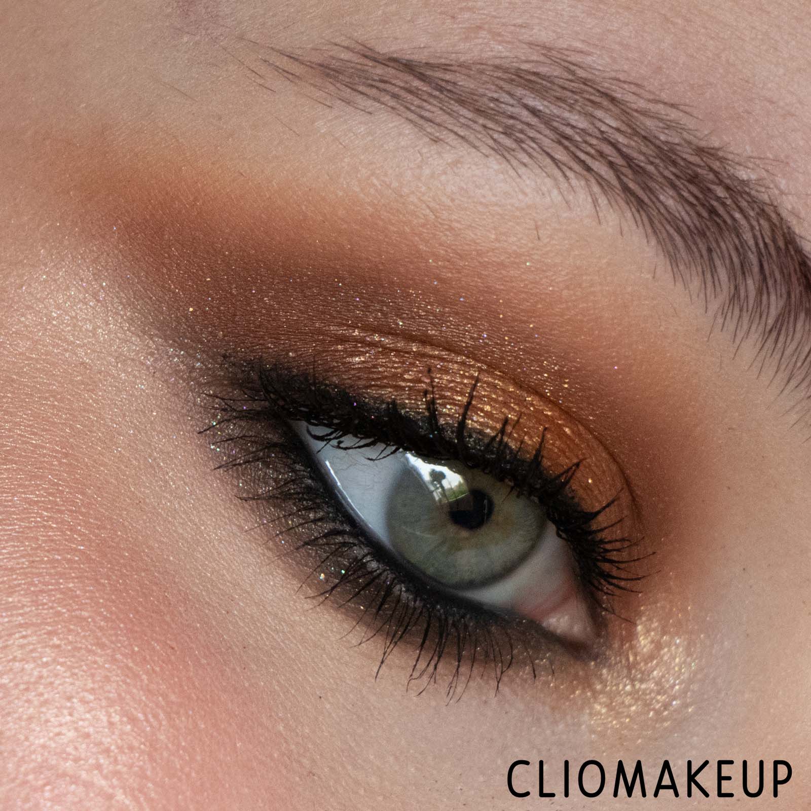 Cliomakeup-recensione-palette-Huda-Beauty-Toffee-Brown-Eyeshadow-Palette-13