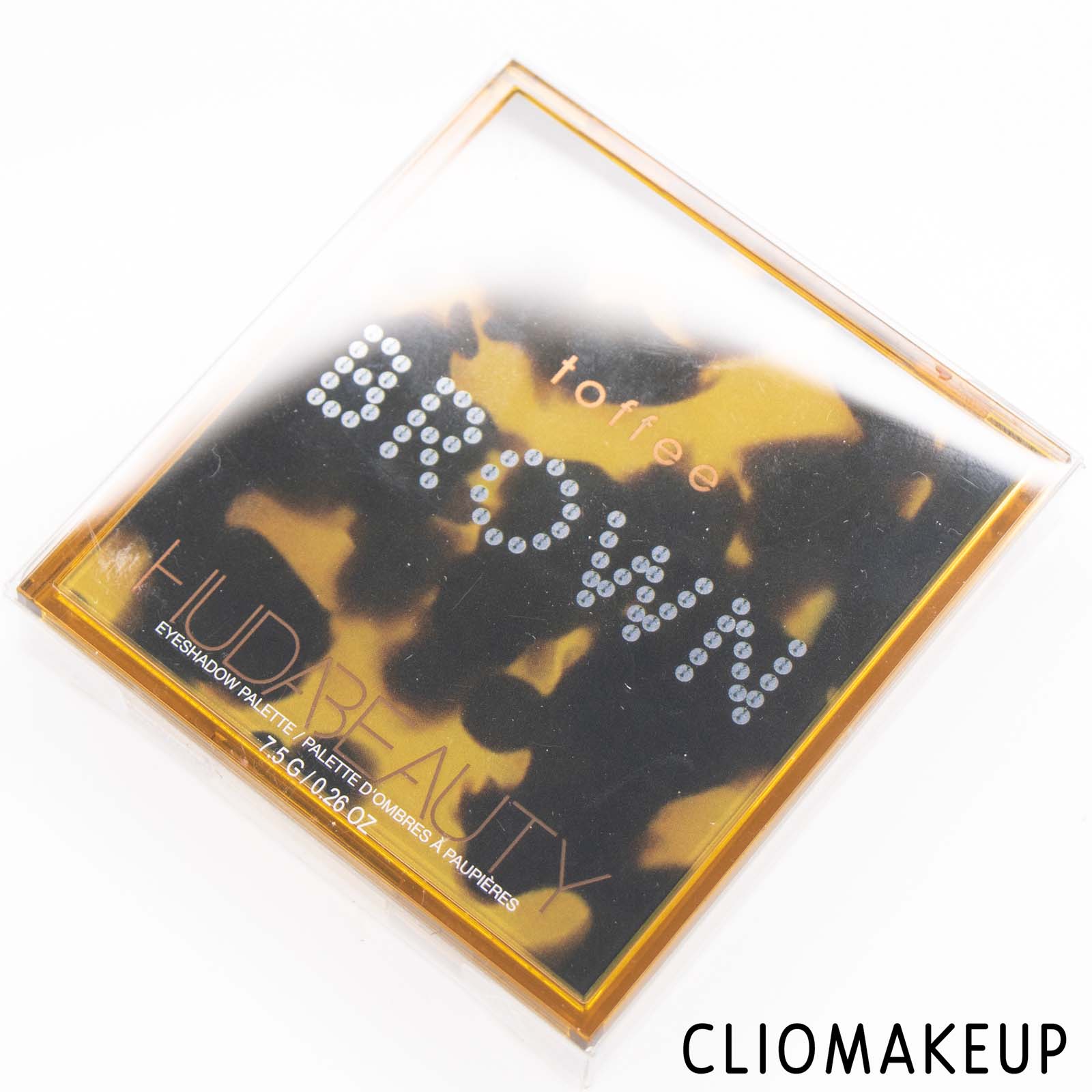 Cliomakeup-recensione-palette-Huda-Beauty-Toffee-Brown-Eyeshadow-Palette-2