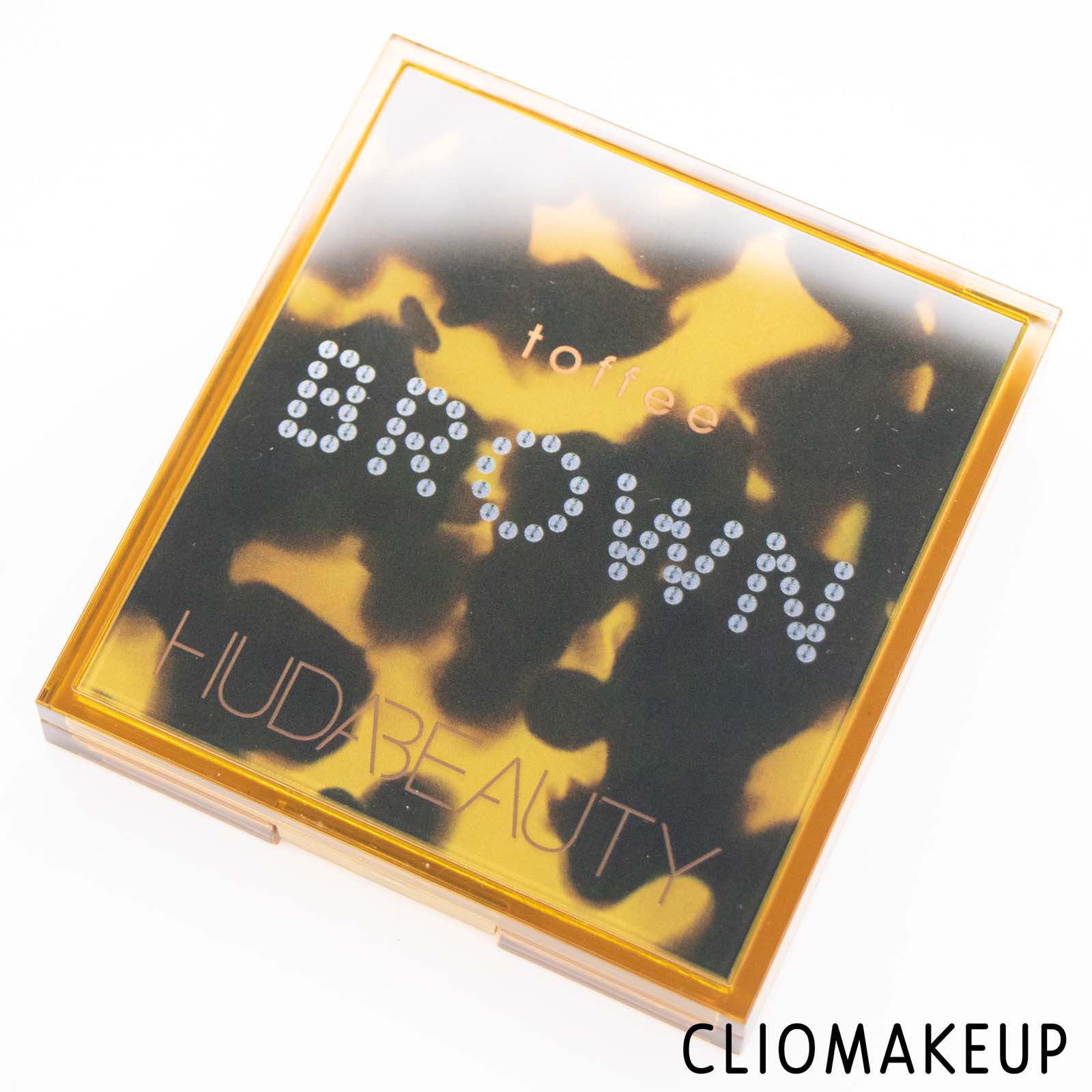 Cliomakeup-recensione-palette-Huda-Beauty-Toffee-Brown-Eyeshadow-Palette-4