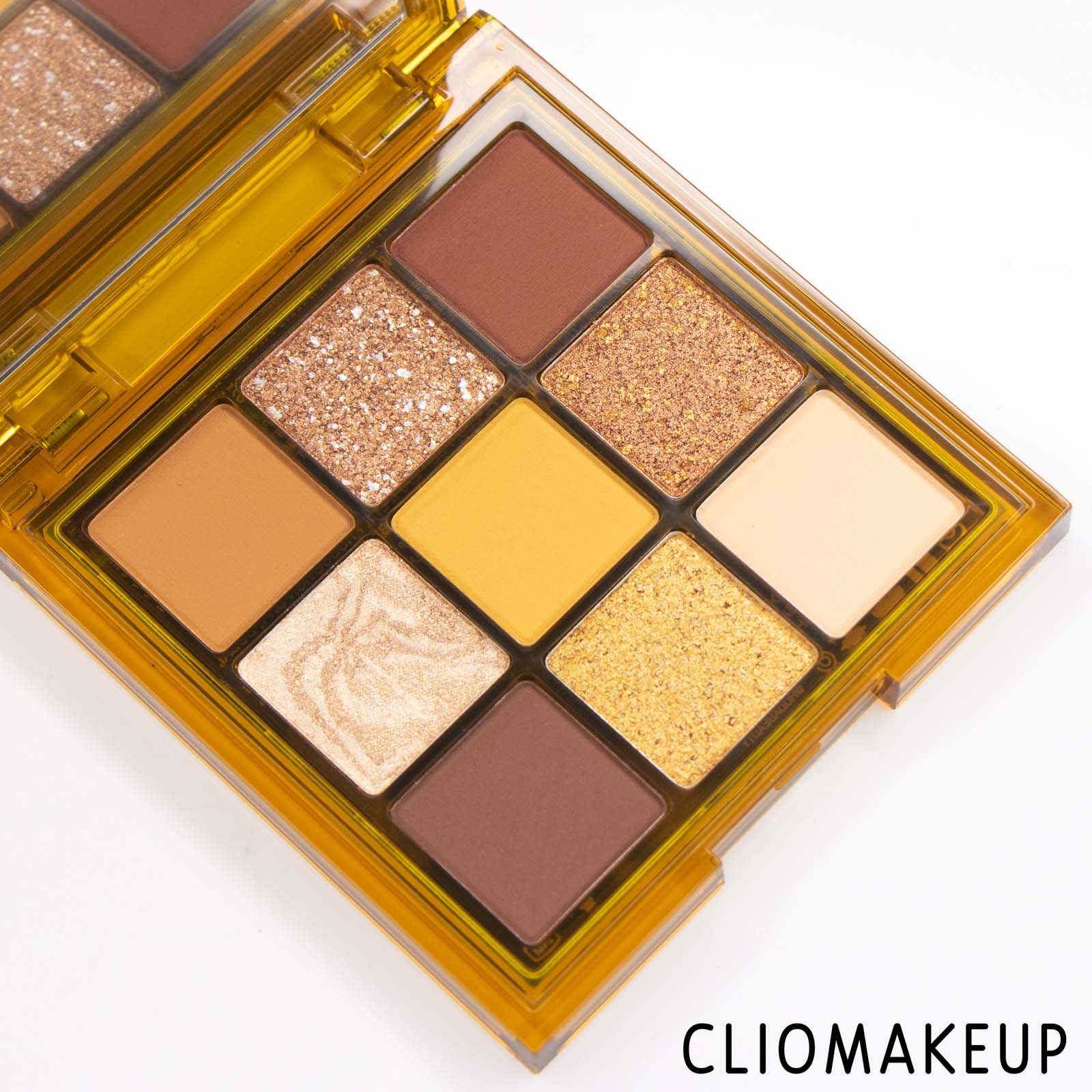 Cliomakeup-recensione-palette-Huda-Beauty-Toffee-Brown-Eyeshadow-Palette-5