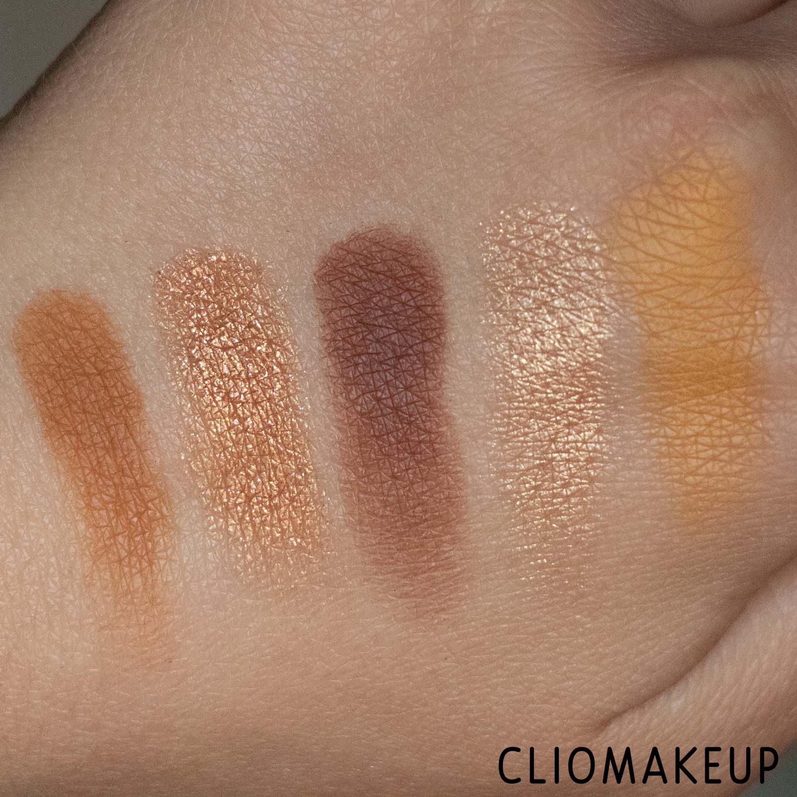 Cliomakeup-recensione-palette-Huda-Beauty-Toffee-Brown-Eyeshadow-Palette-6