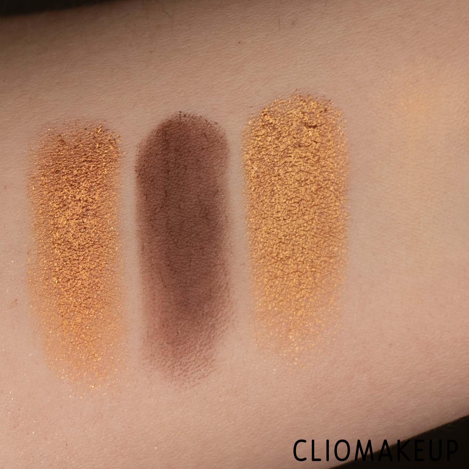 Cliomakeup-recensione-palette-Huda-Beauty-Toffee-Brown-Eyeshadow-Palette-9