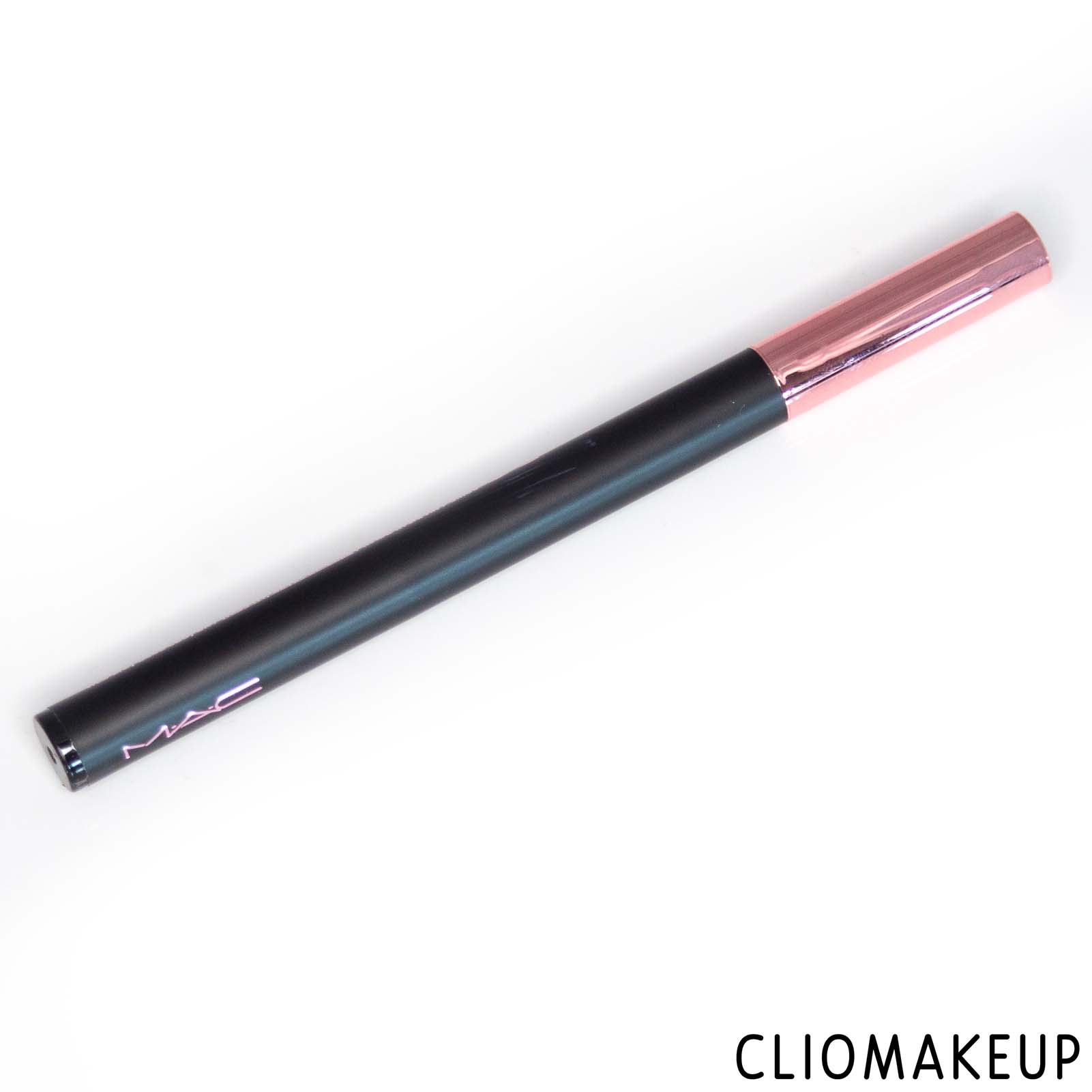 cliomakeup-recensione-eyeliner-mac-black-cherry-brushstroke-24-hour-liner-3