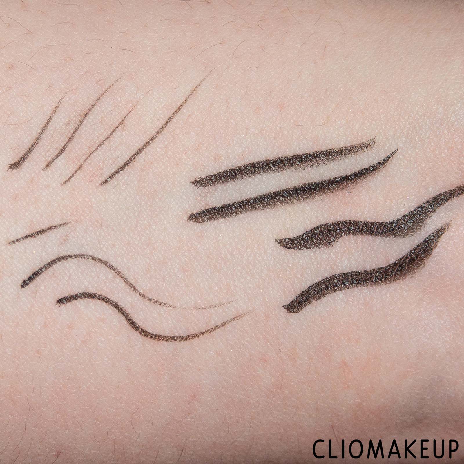 cliomakeup-recensione-eyeliner-mac-black-cherry-brushstroke-24-hour-liner-6