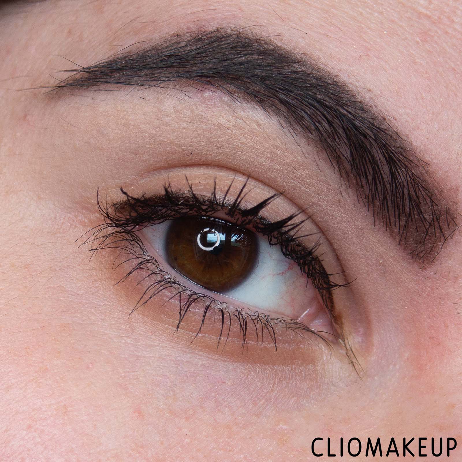 cliomakeup-recensione-eyeliner-mac-black-cherry-brushstroke-24-hour-liner-9