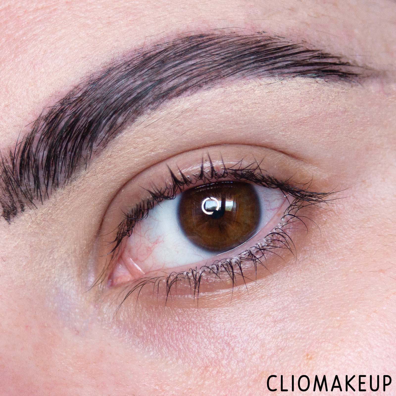 cliomakeup-recensione-mascara-essence-i-love-extreme-crazy-volume-mascara-waterproof-11