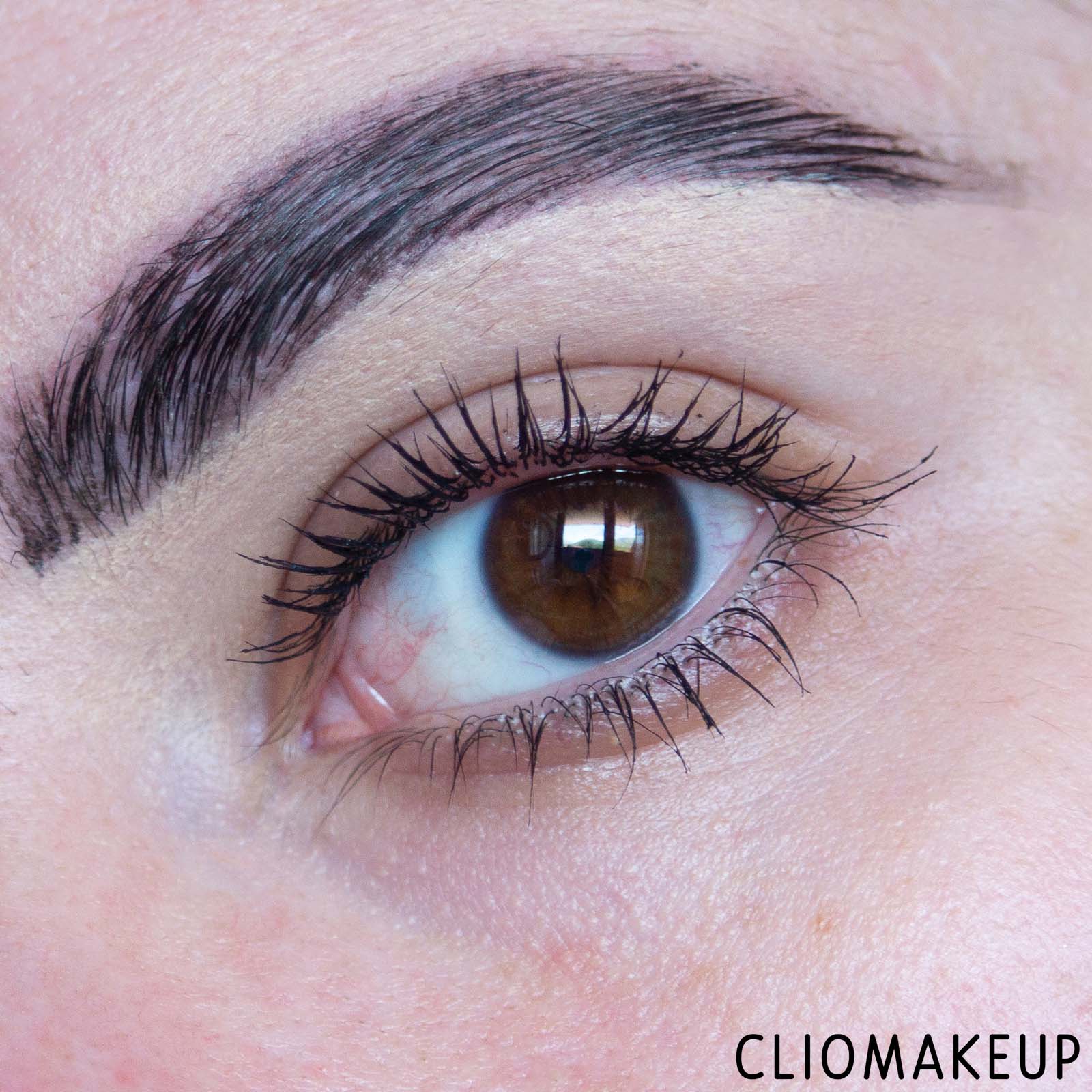 cliomakeup-recensione-mascara-essence-i-love-extreme-crazy-volume-mascara-waterproof-12