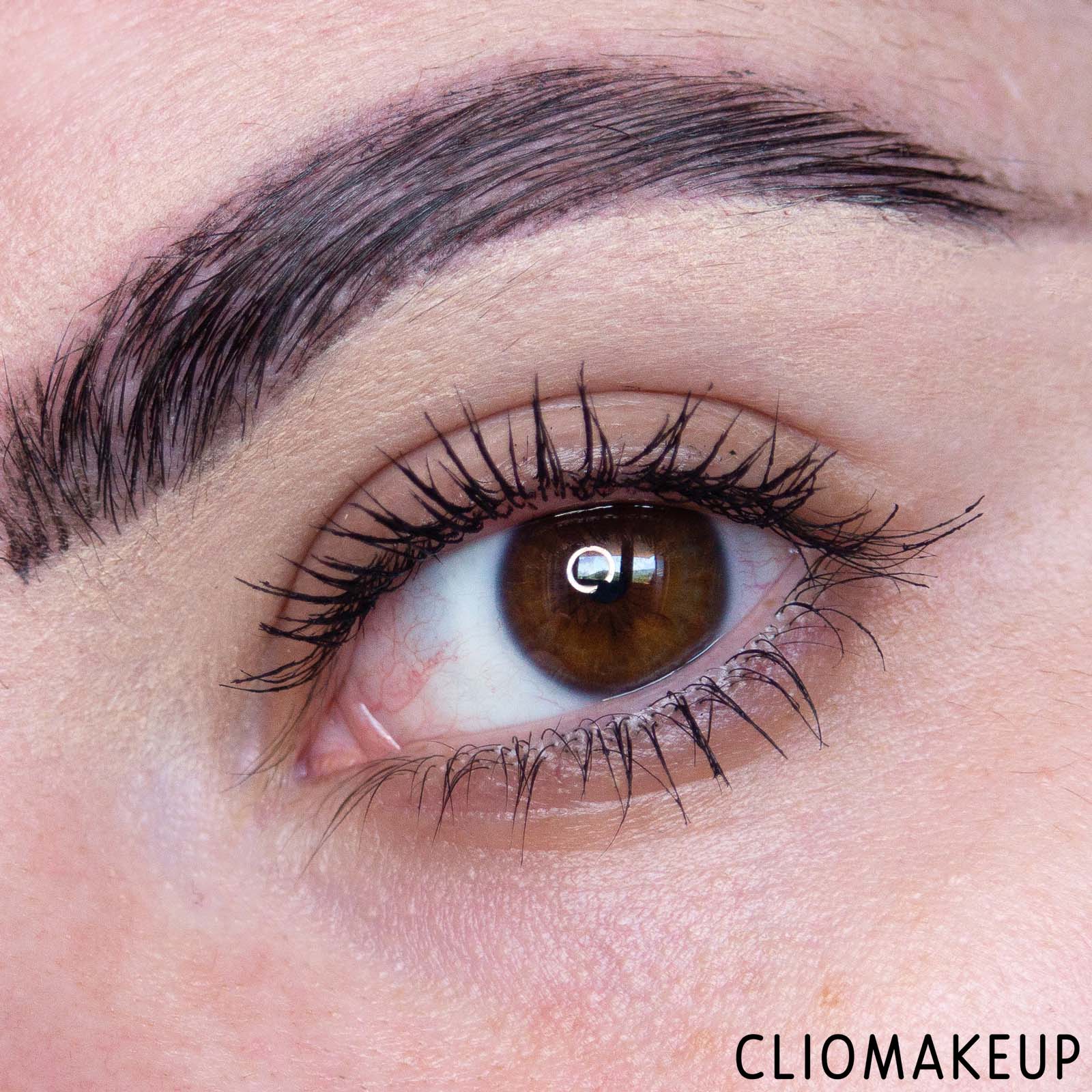 cliomakeup-recensione-mascara-essence-i-love-extreme-crazy-volume-mascara-waterproof-13