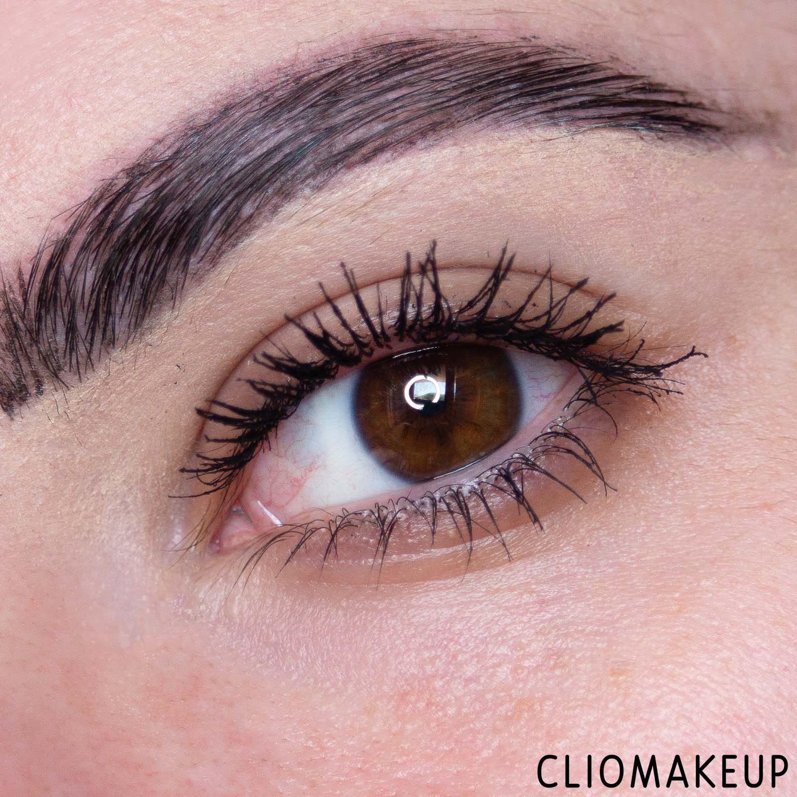 cliomakeup-recensione-mascara-essence-i-love-extreme-crazy-volume-mascara-waterproof-15