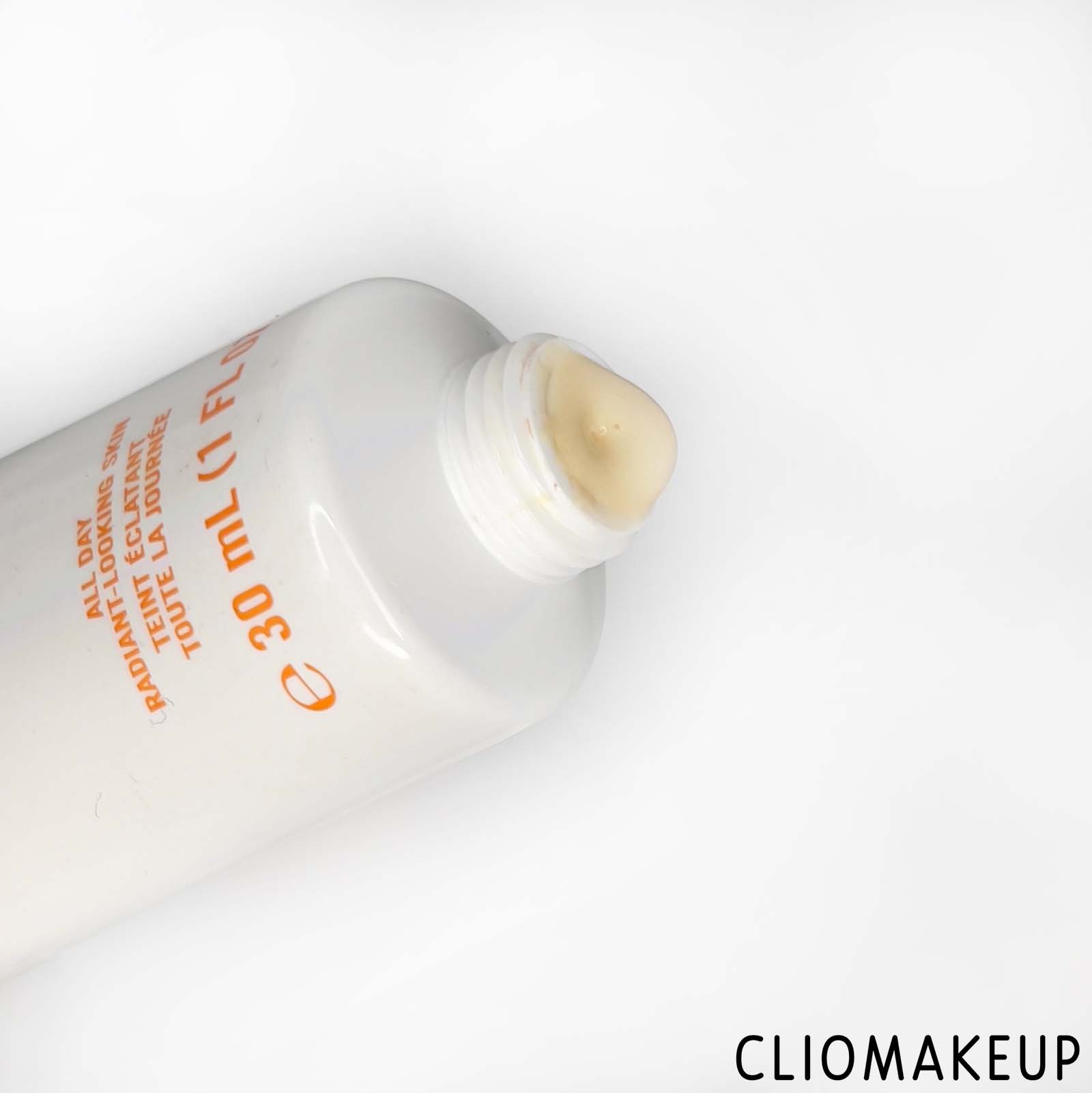 cliomakeup-recensione-primer-rimme-radiance-primer-all-day-radiant-looking-skin-5