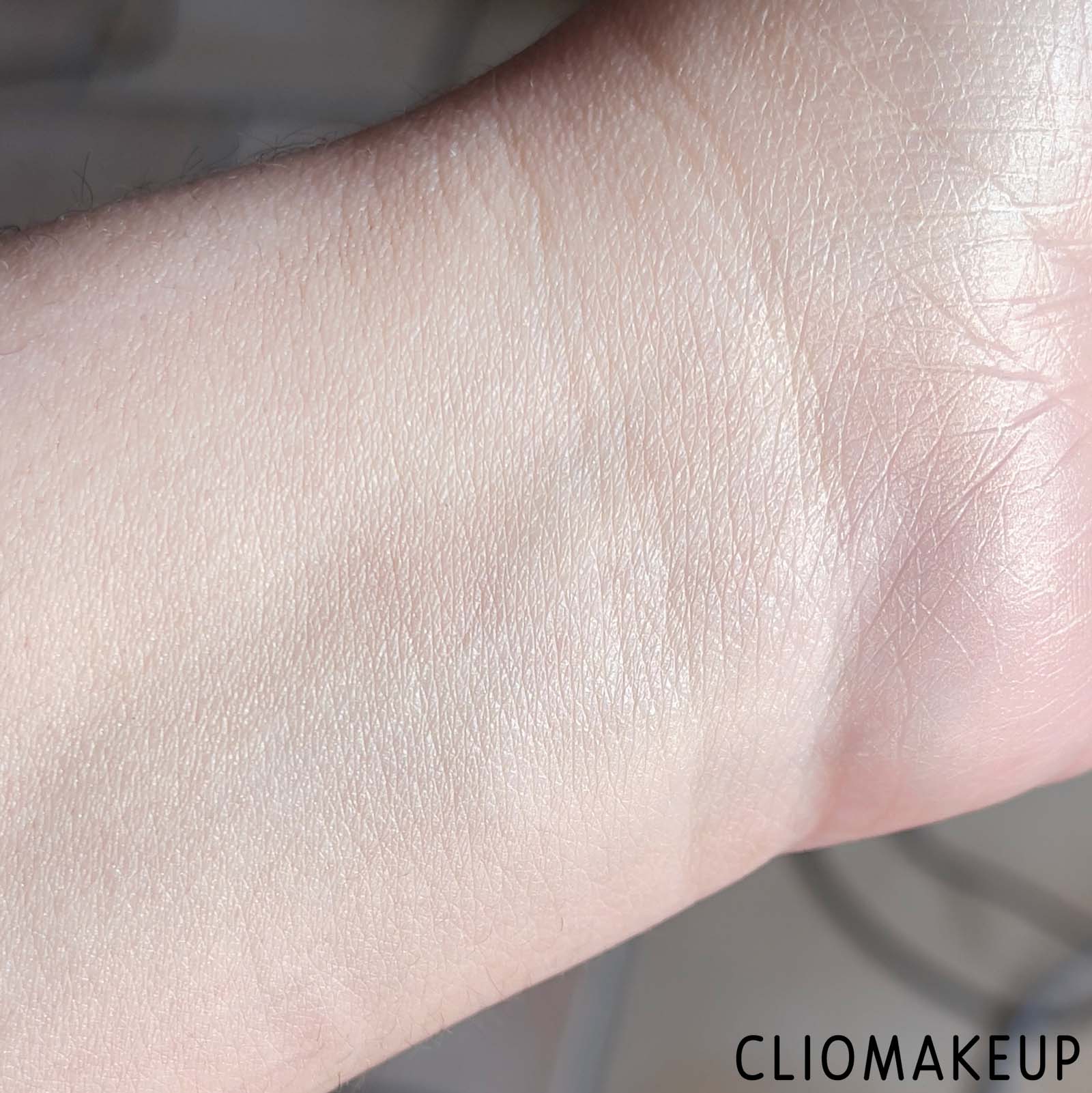 cliomakeup-recensione-primer-rimme-radiance-primer-all-day-radiant-looking-skin-9