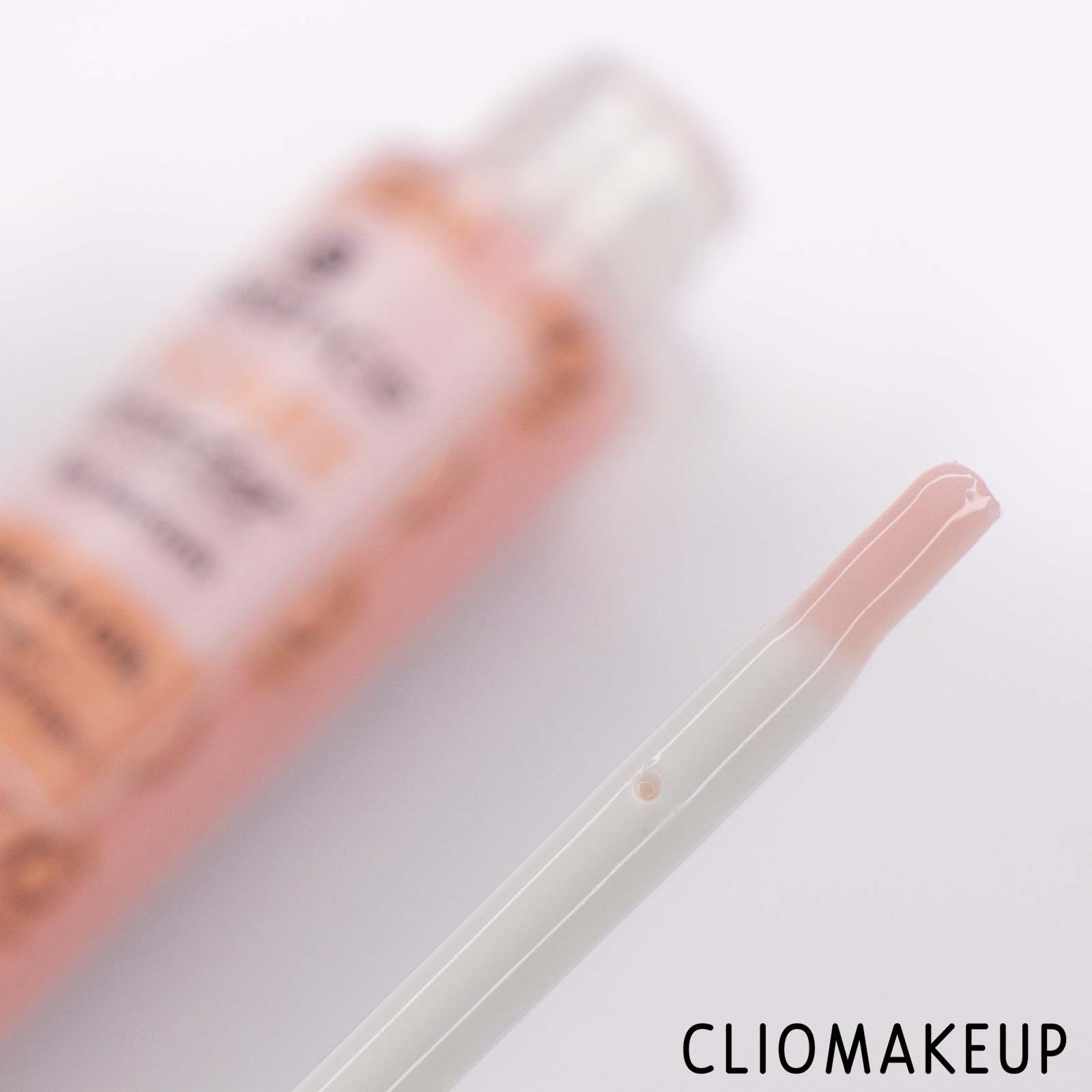 Cliomakeup-Recensione-Balsamo-Labbra-Essence-Lip-Care-Booster-Lip-Serum-5