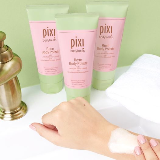 Cliomakeup-scrub-corpo-estate-2021-PIXI-Rose-Body-Polish