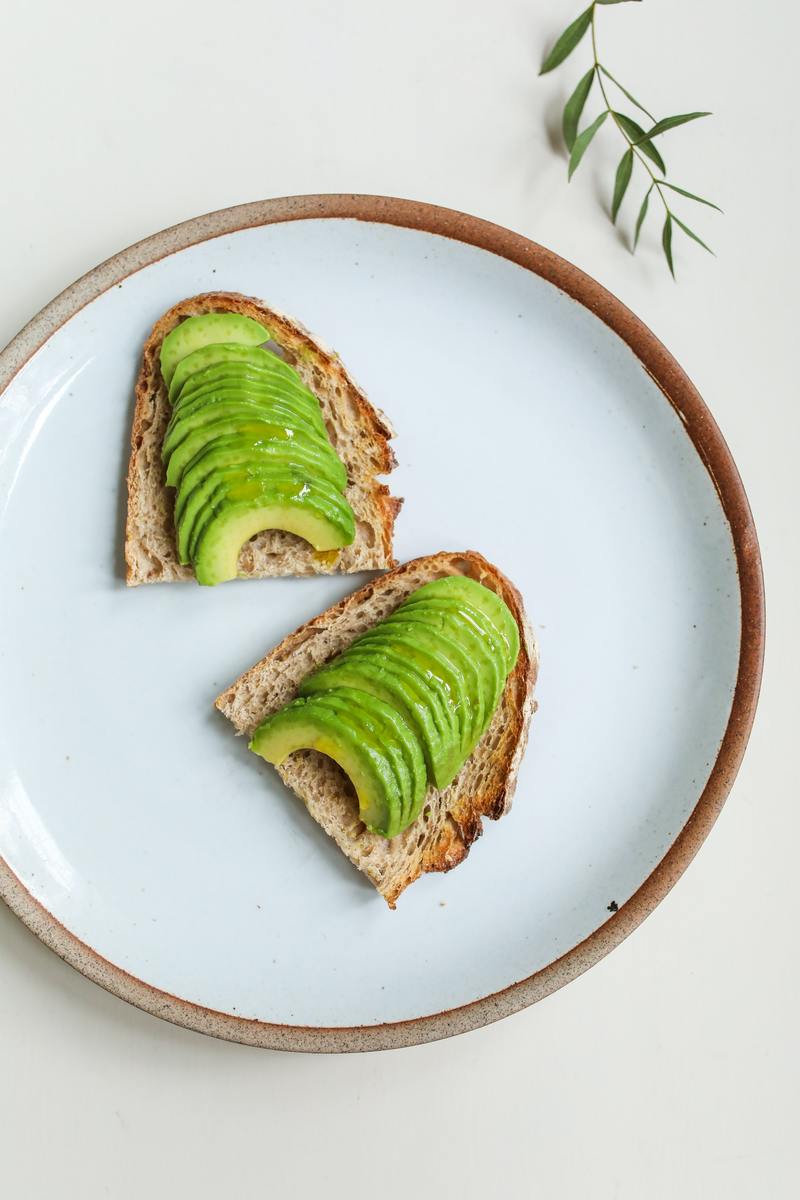 cliomakeup-avocado-toast-fettine