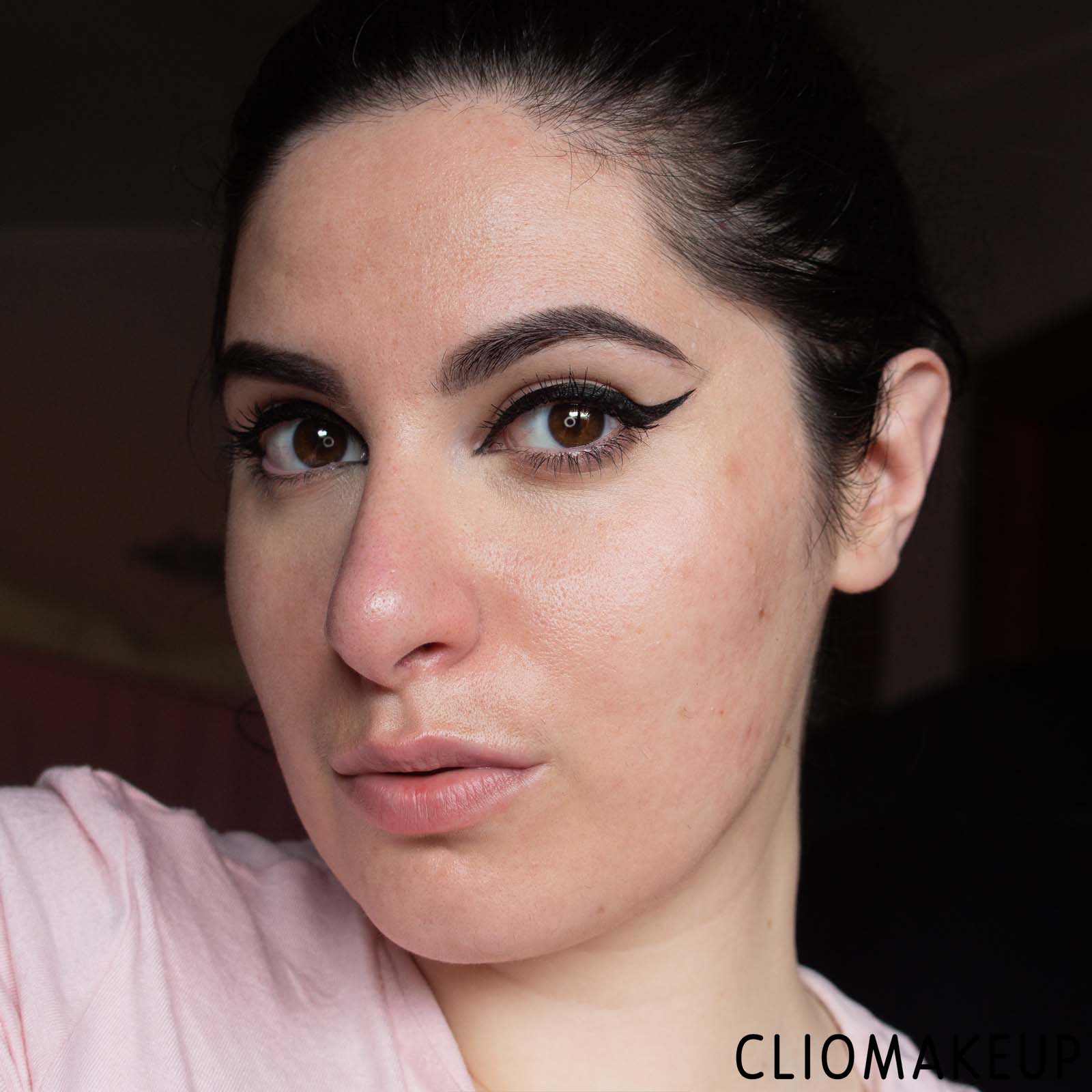 cliomakeup-recensione-kiko-nothing-matte-r-mattifying-loose-powder-foundation-11