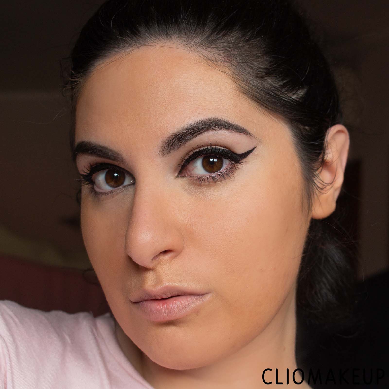 cliomakeup-recensione-kiko-nothing-matte-r-mattifying-loose-powder-foundation-12