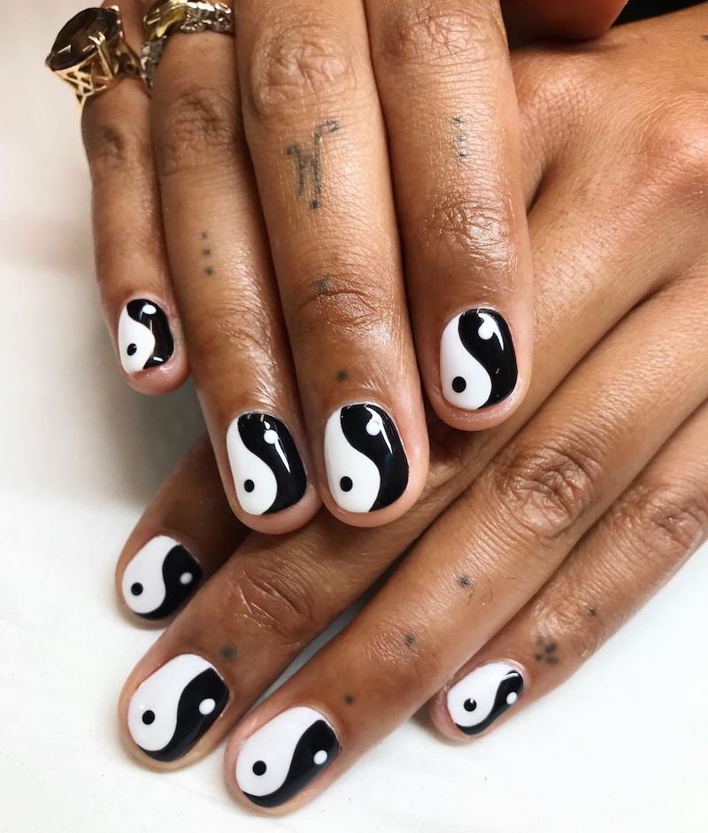 cliomakeup-yin-yang-nails-2021-teamclio-21