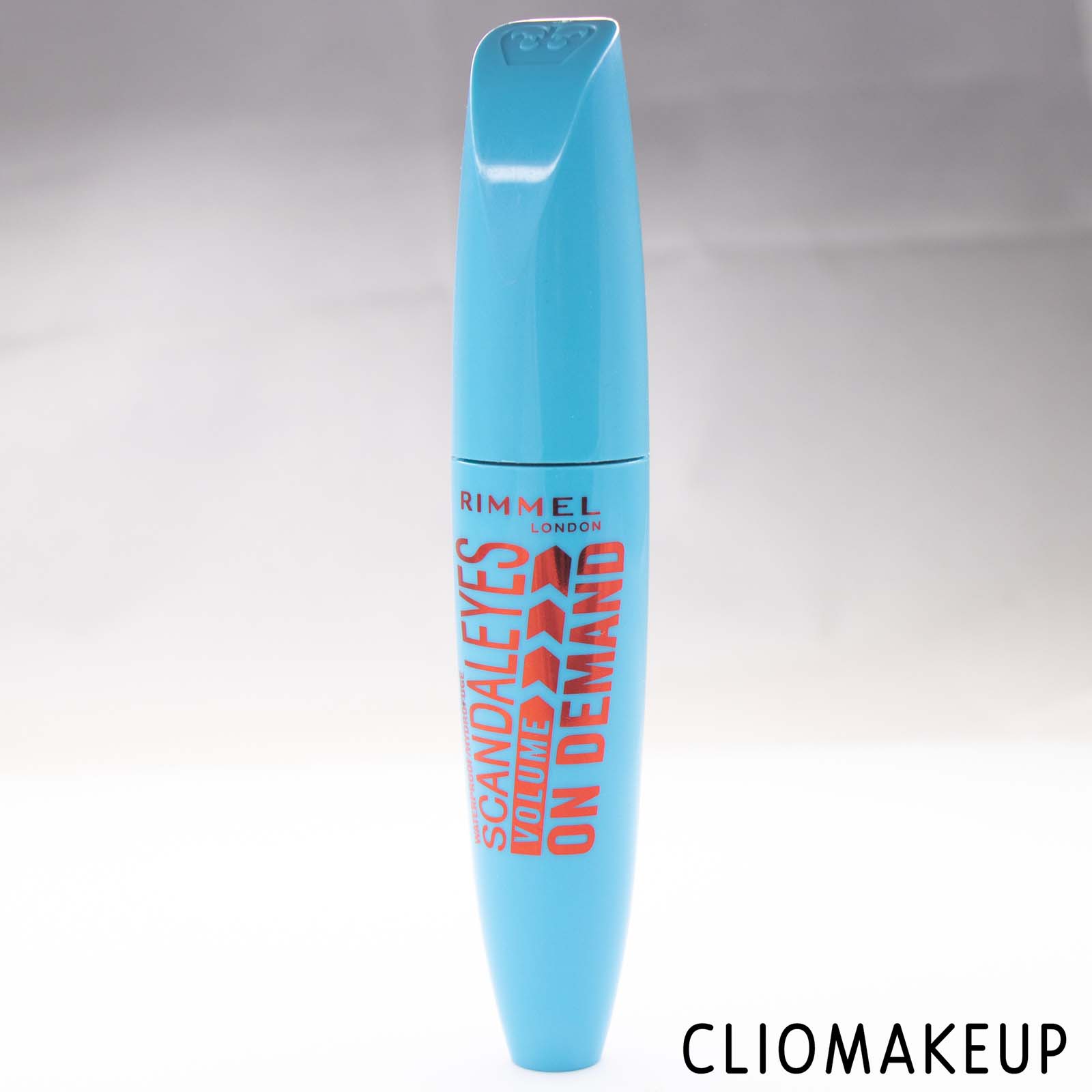 Cliomakeup-Recensione-Mascara-Rimmel-Scandaleyes-Volume-On-Demand-Waterproof -2