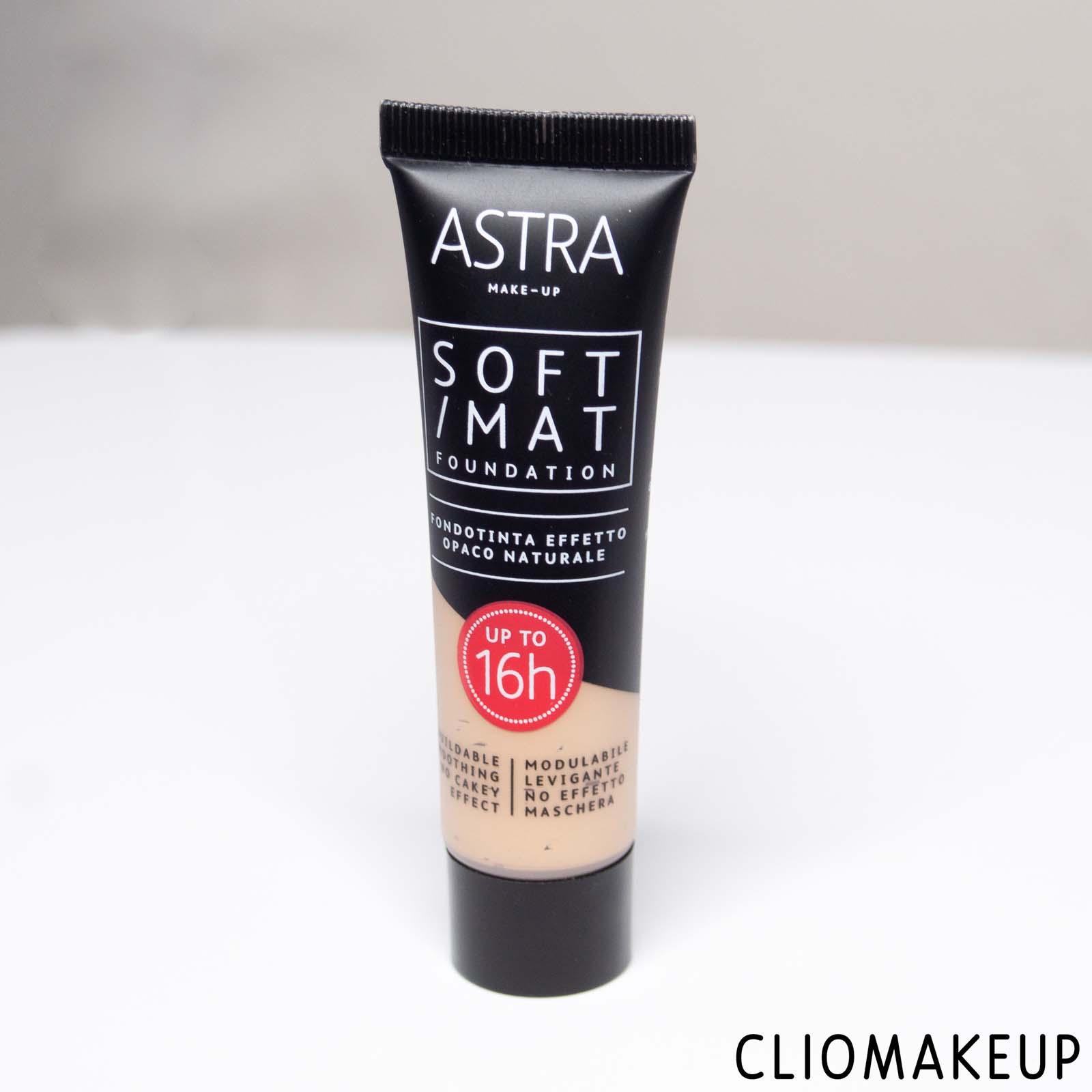 cliomakeup-recensione-fondotinta-astra-soft-mat-foundation-fondotinta-effetto-opaco-naturale-2