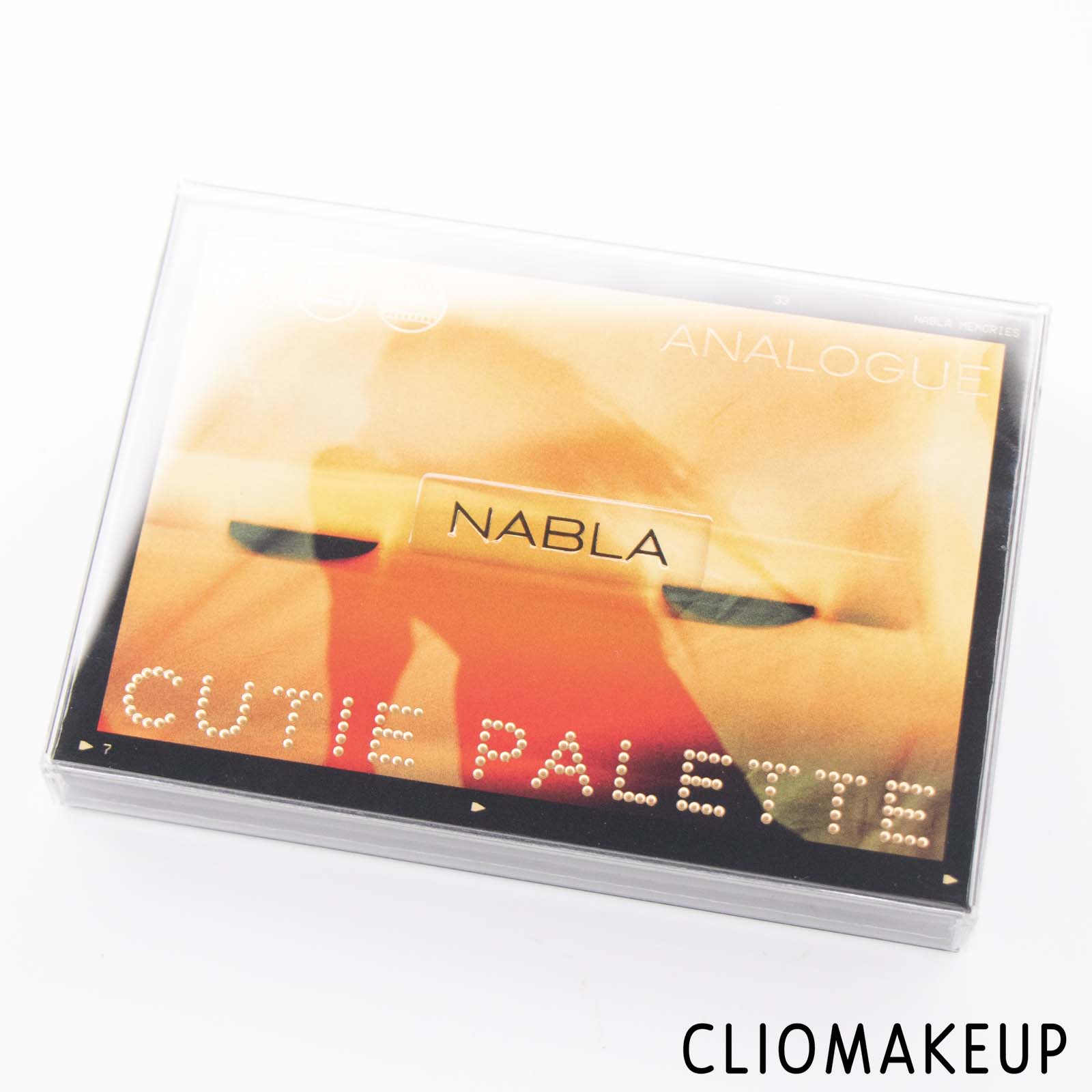 Cliomakeup-Recensione-Palette-Nabla-Cutie-Palette-Analogue-Eyeshadow-Palette-2